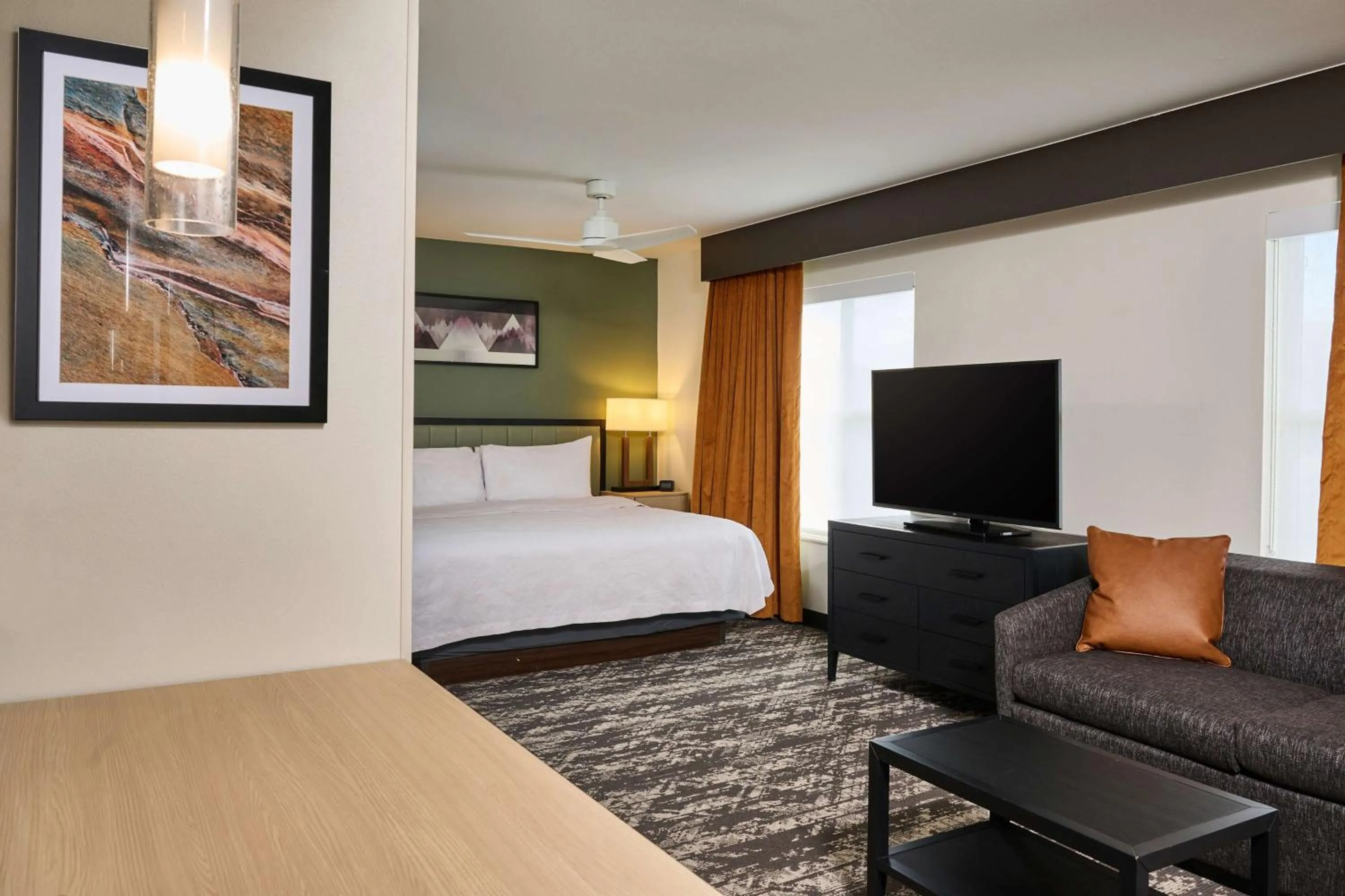 Living room, Bed in Homewood Suites by Hilton Anchorage
