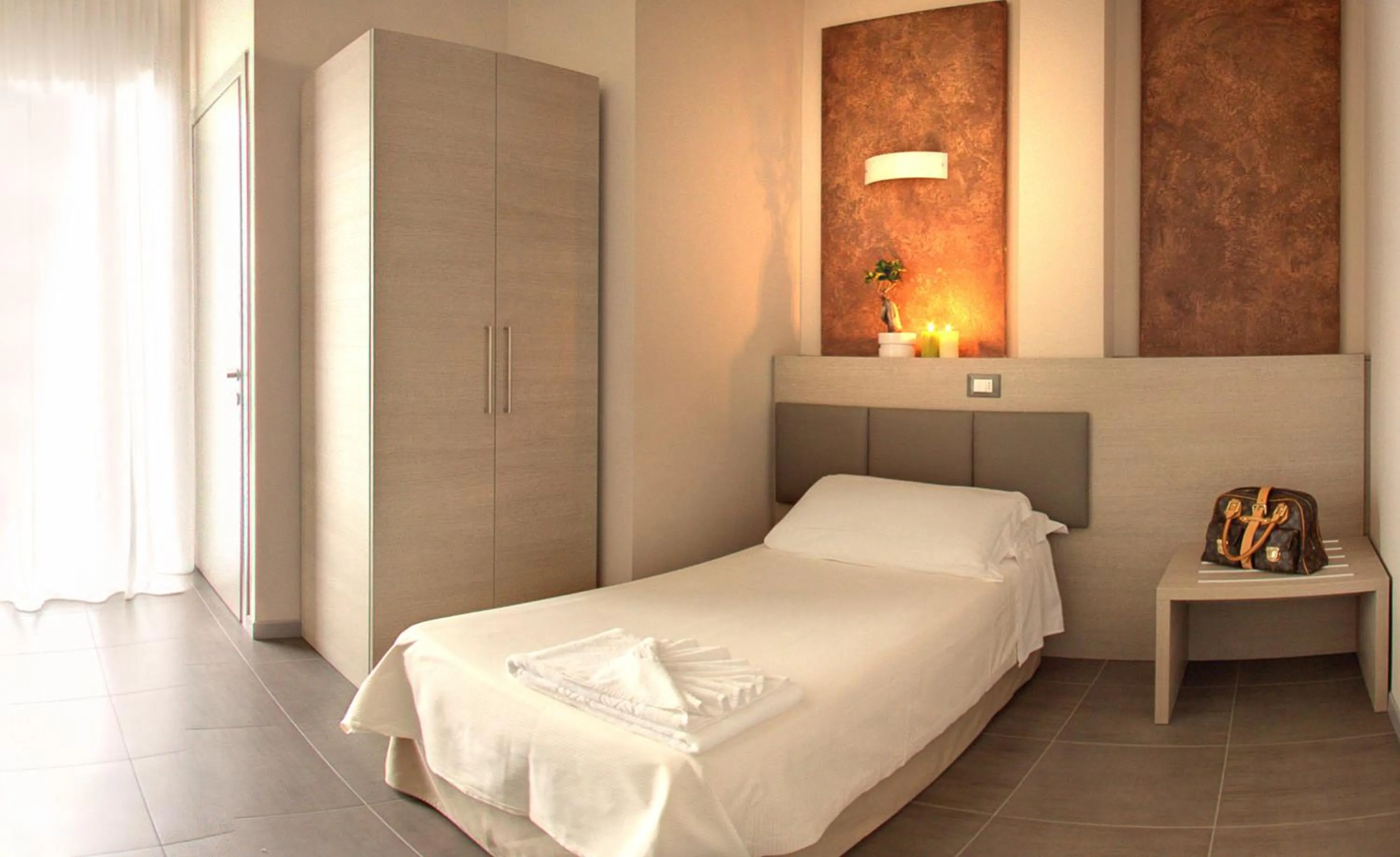 Bedroom, Bed in Hotel Helvetia