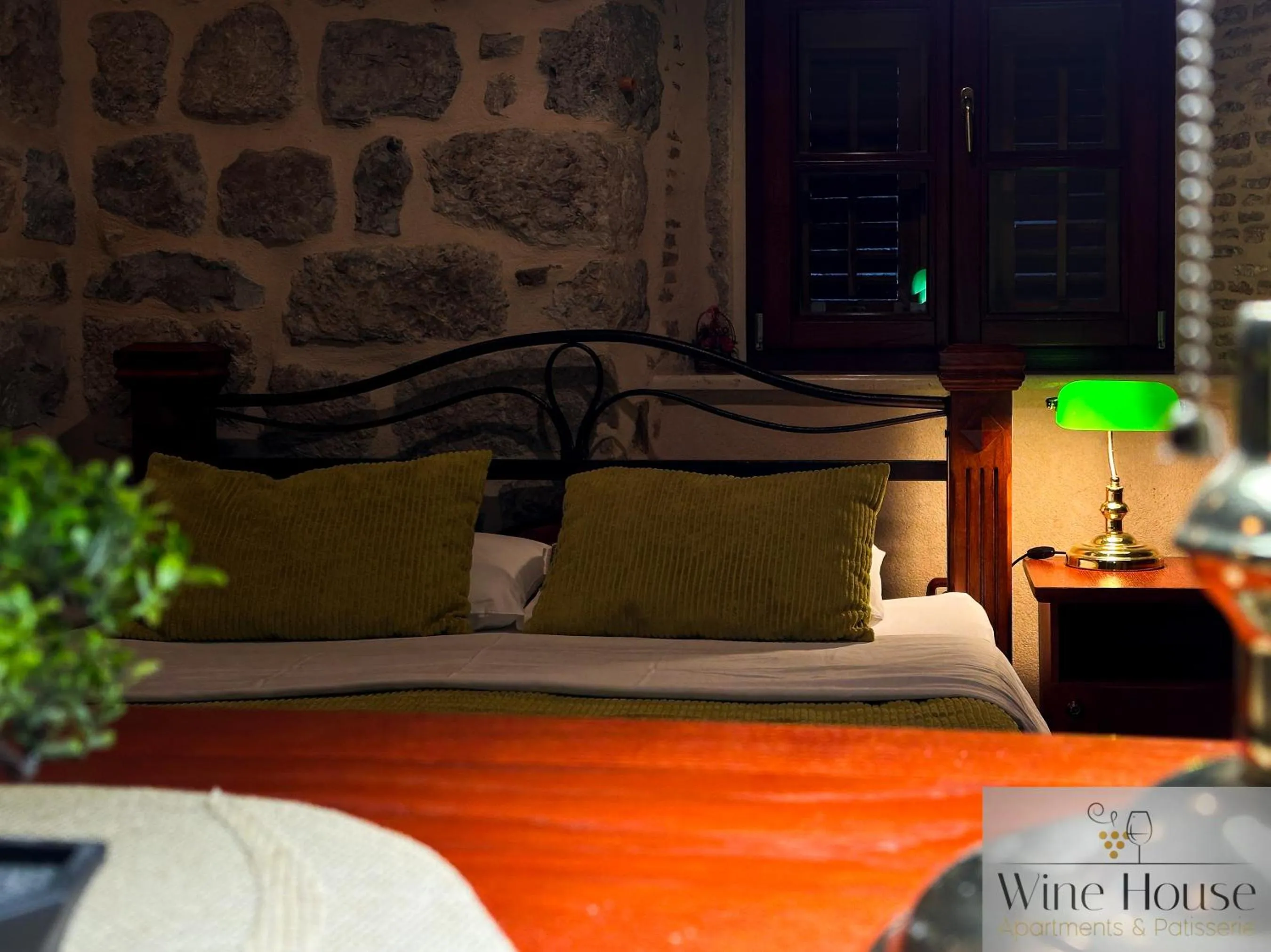 Bed in Apartments Wine House Old Town