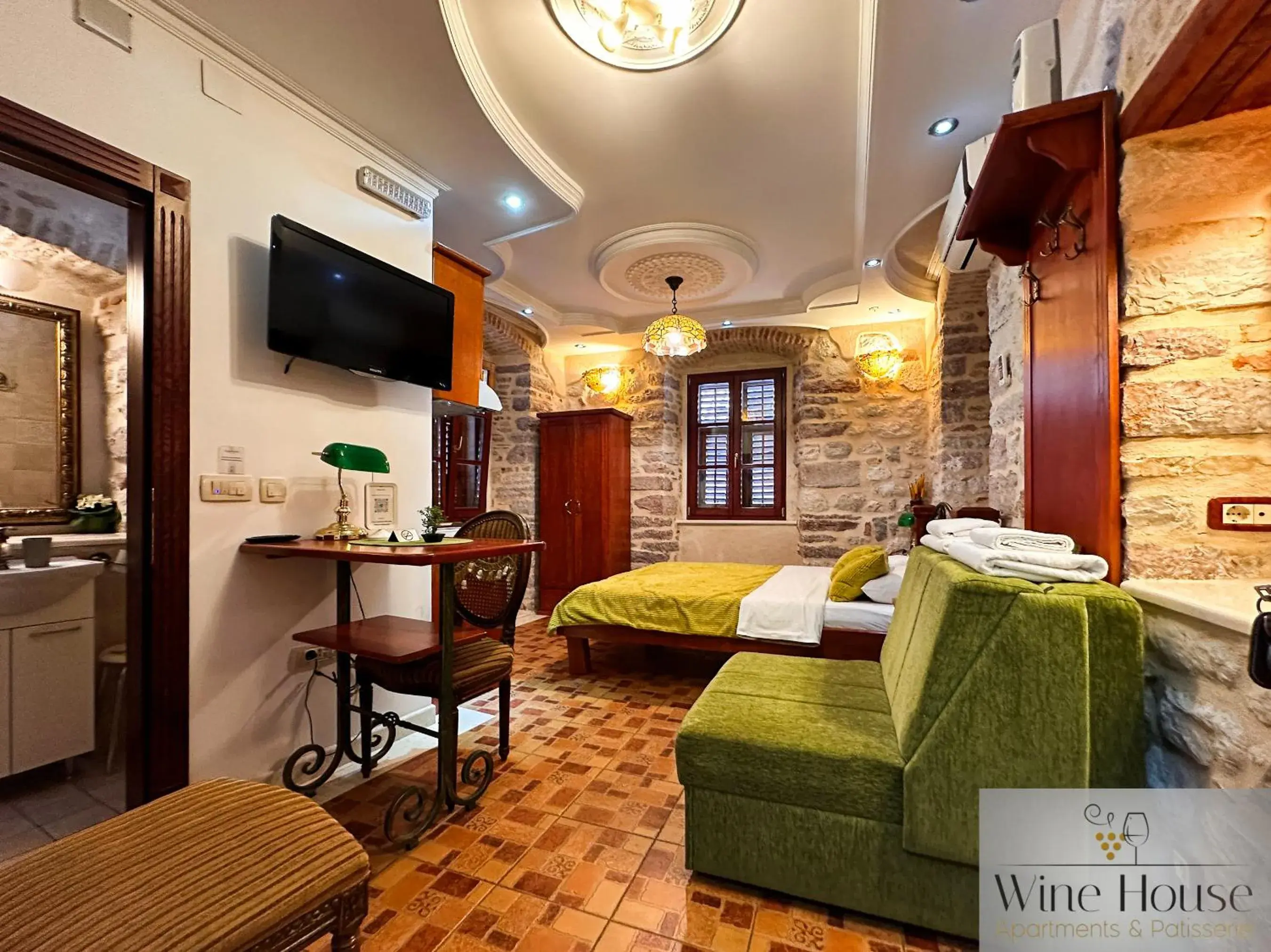 Studio in Apartments Wine House Old Town Studio in Apartments Wine House Old Town