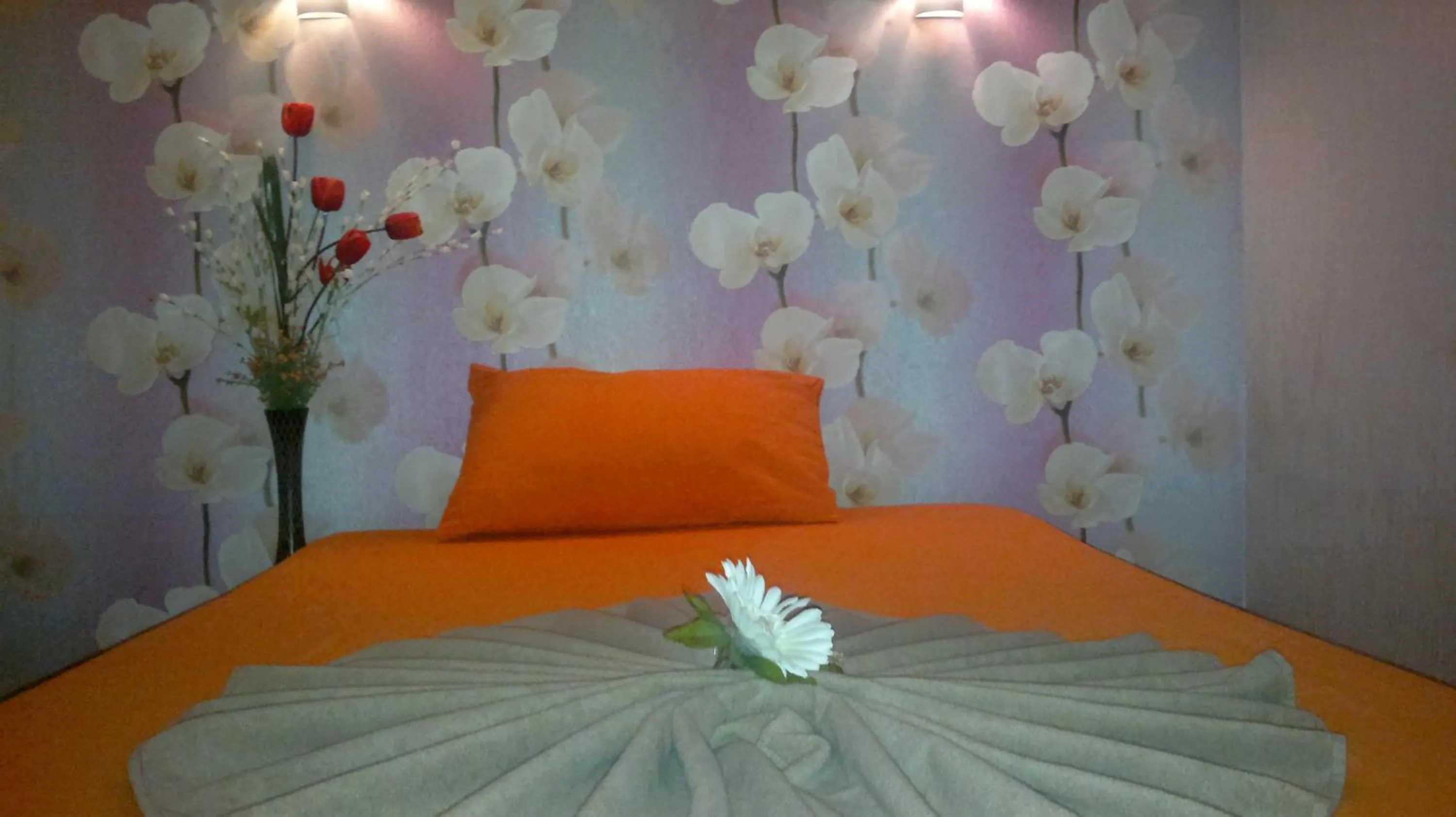 Spa and wellness centre/facilities, Bed in Noble Hotel