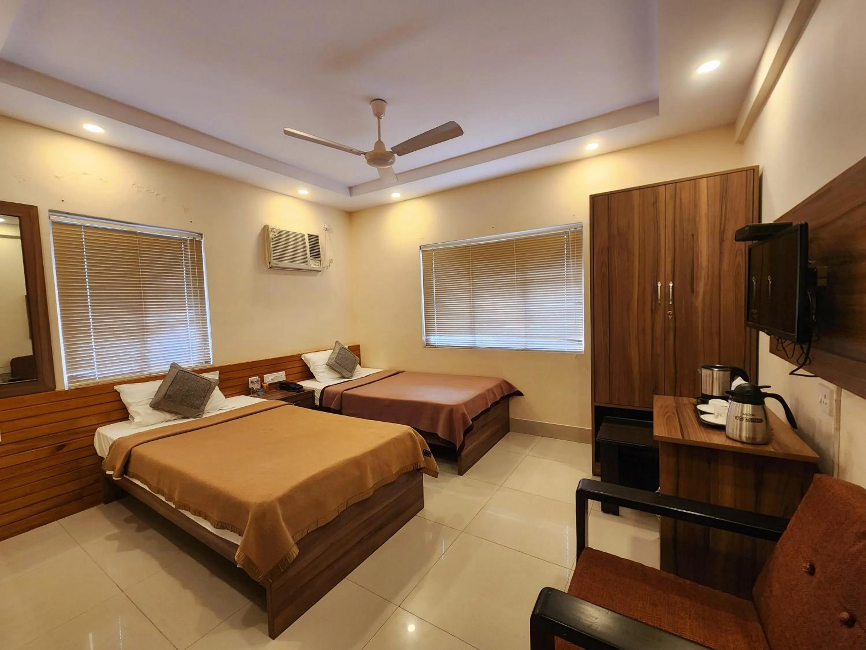 Bed in Wise Owl Comfotel