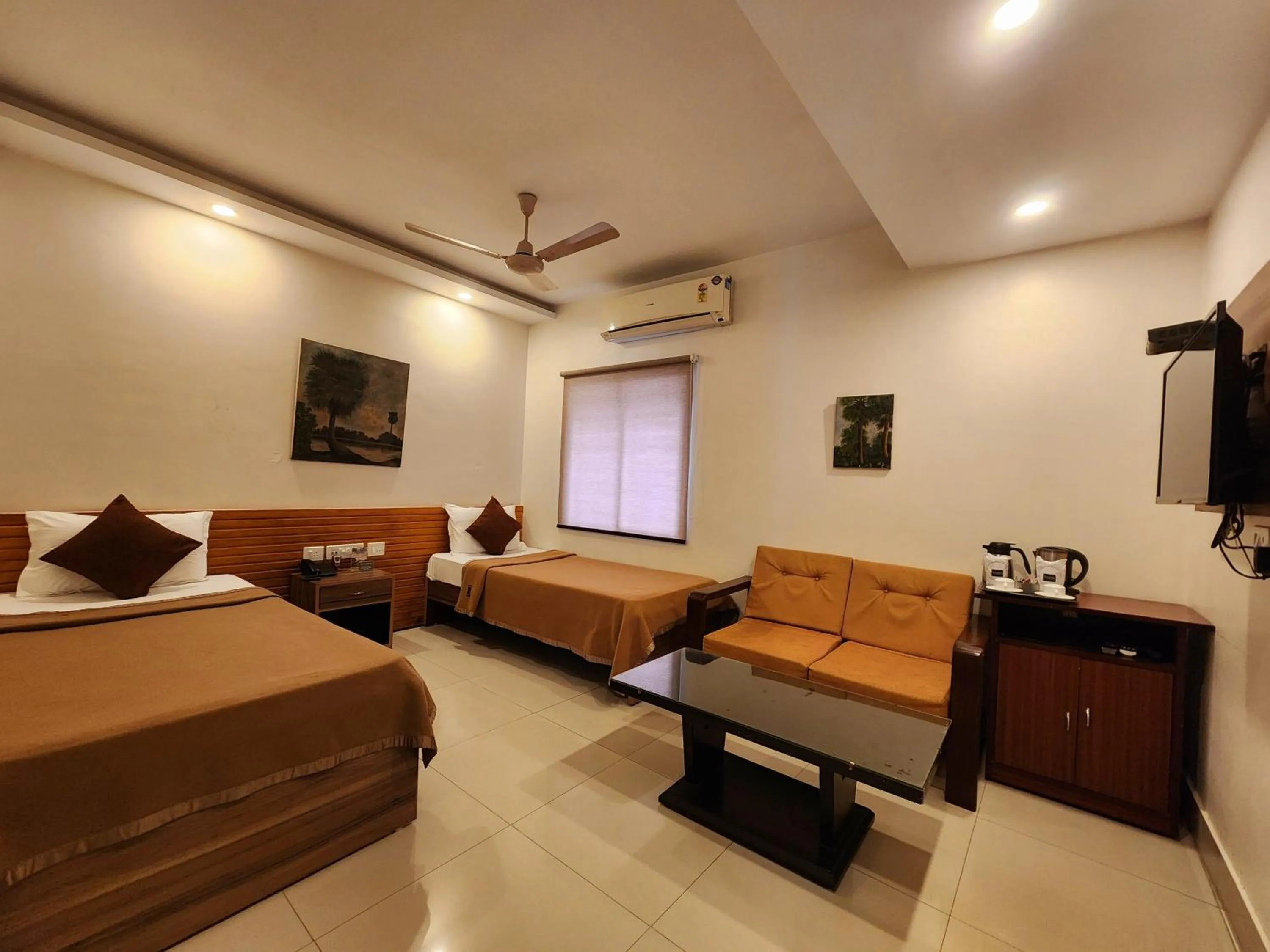 Bed in Wise Owl Comfotel