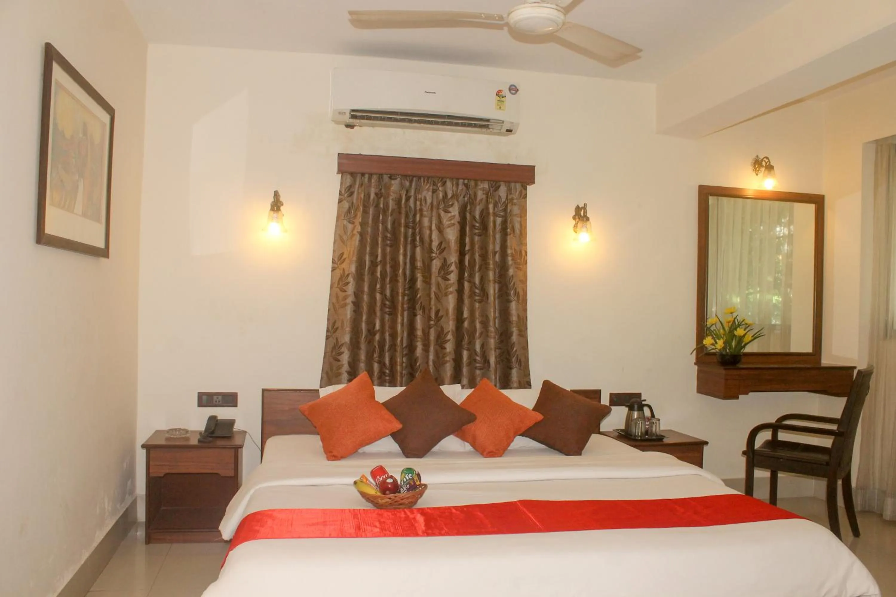 Bed in Wise Owl Comfotel