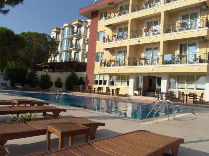 Swimming pool in My Solmaz Hotel