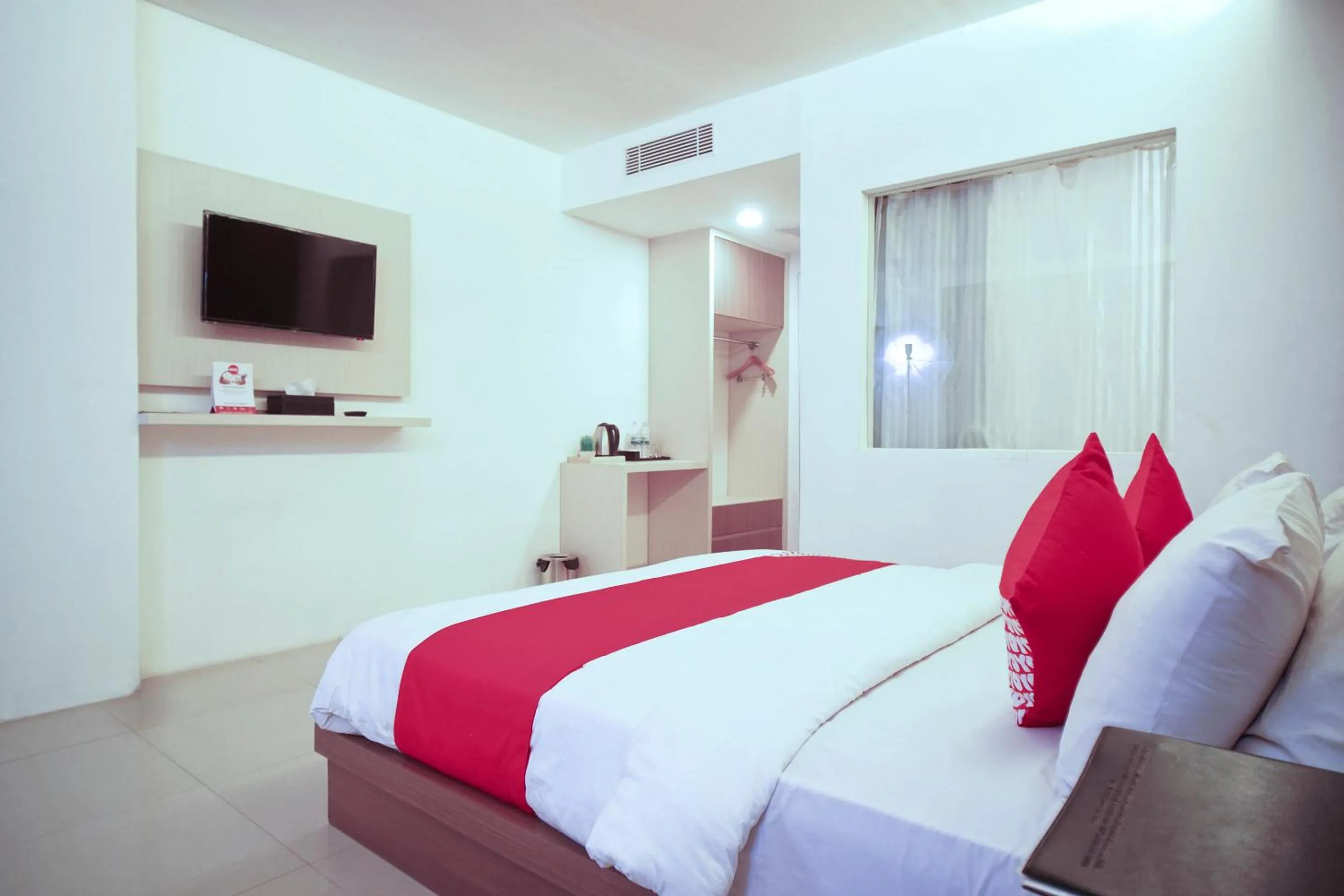 Bedroom, Bed in Collection O 166 Hotel Princess