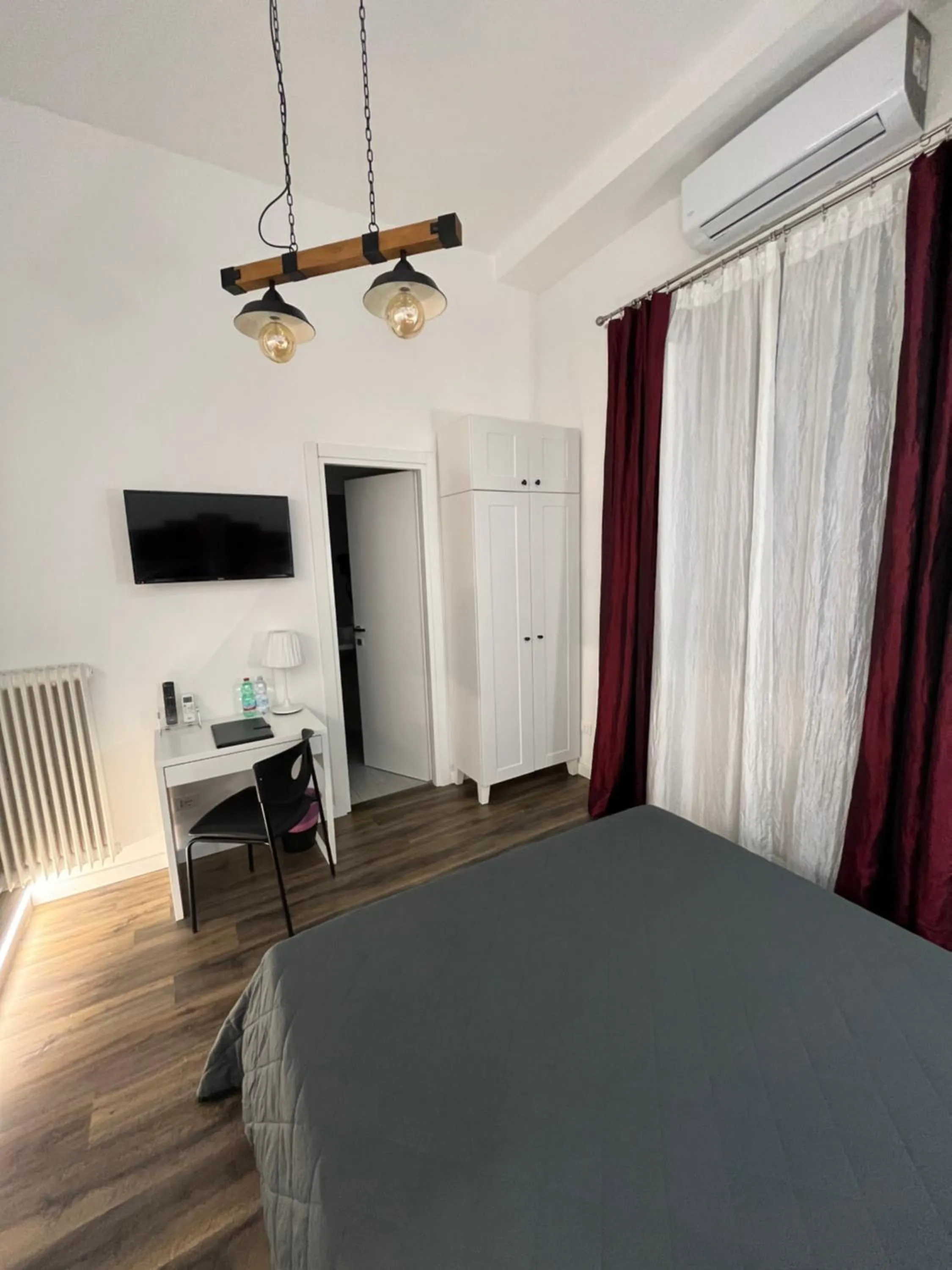 Bed in Domus Flavia B&B