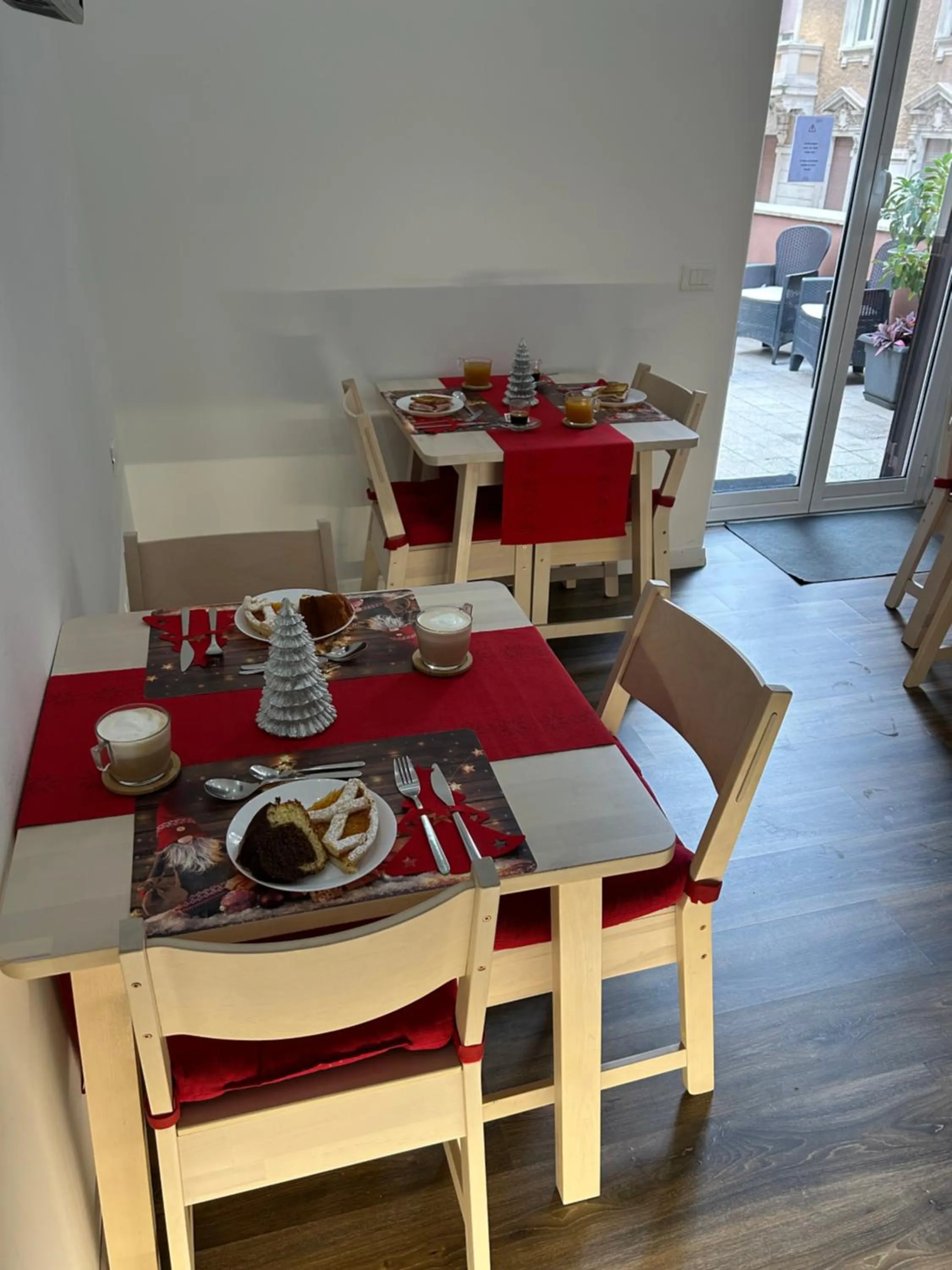 Breakfast in Domus Flavia B&B