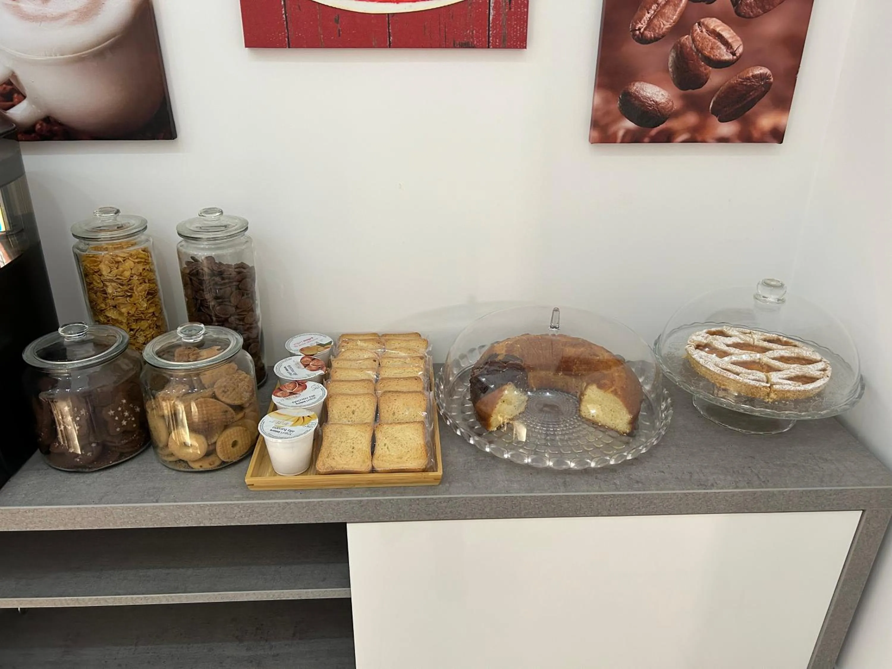 Breakfast in Domus Flavia B&B