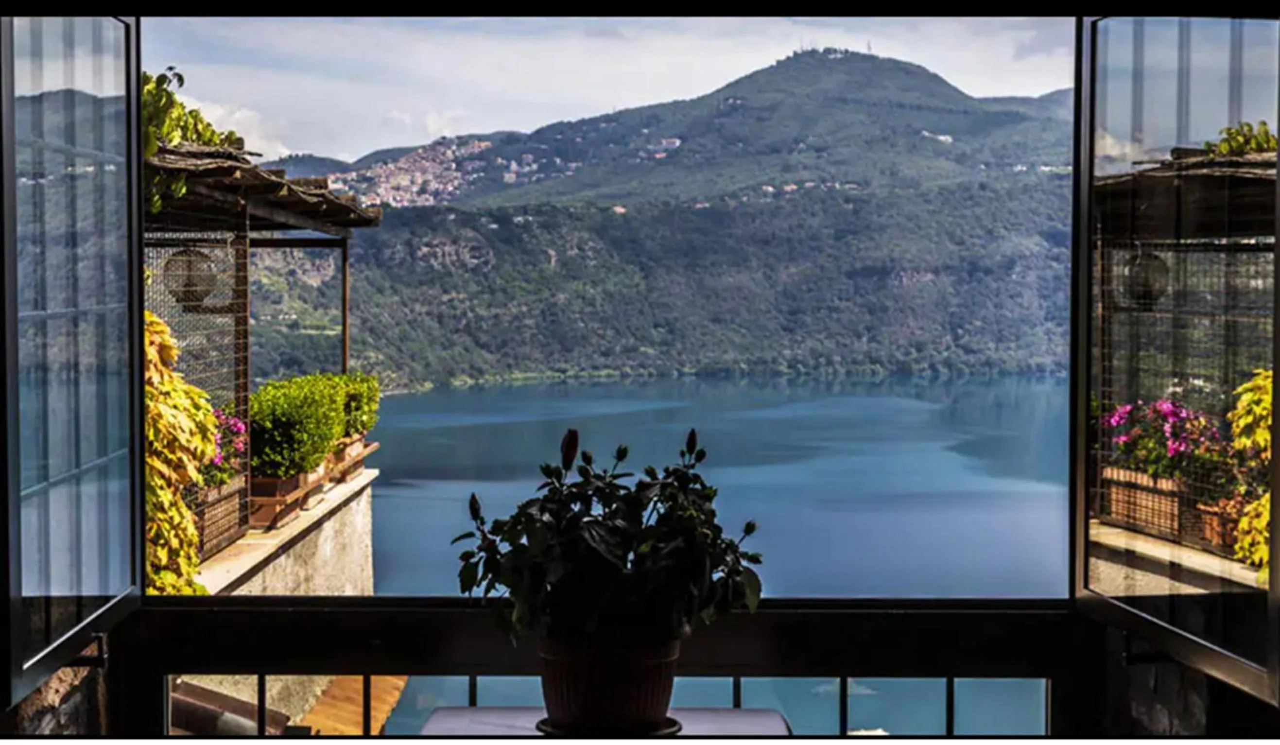 Nearby landmark in Interno 1 Ciampino Roma Luxury Apartment con balcone