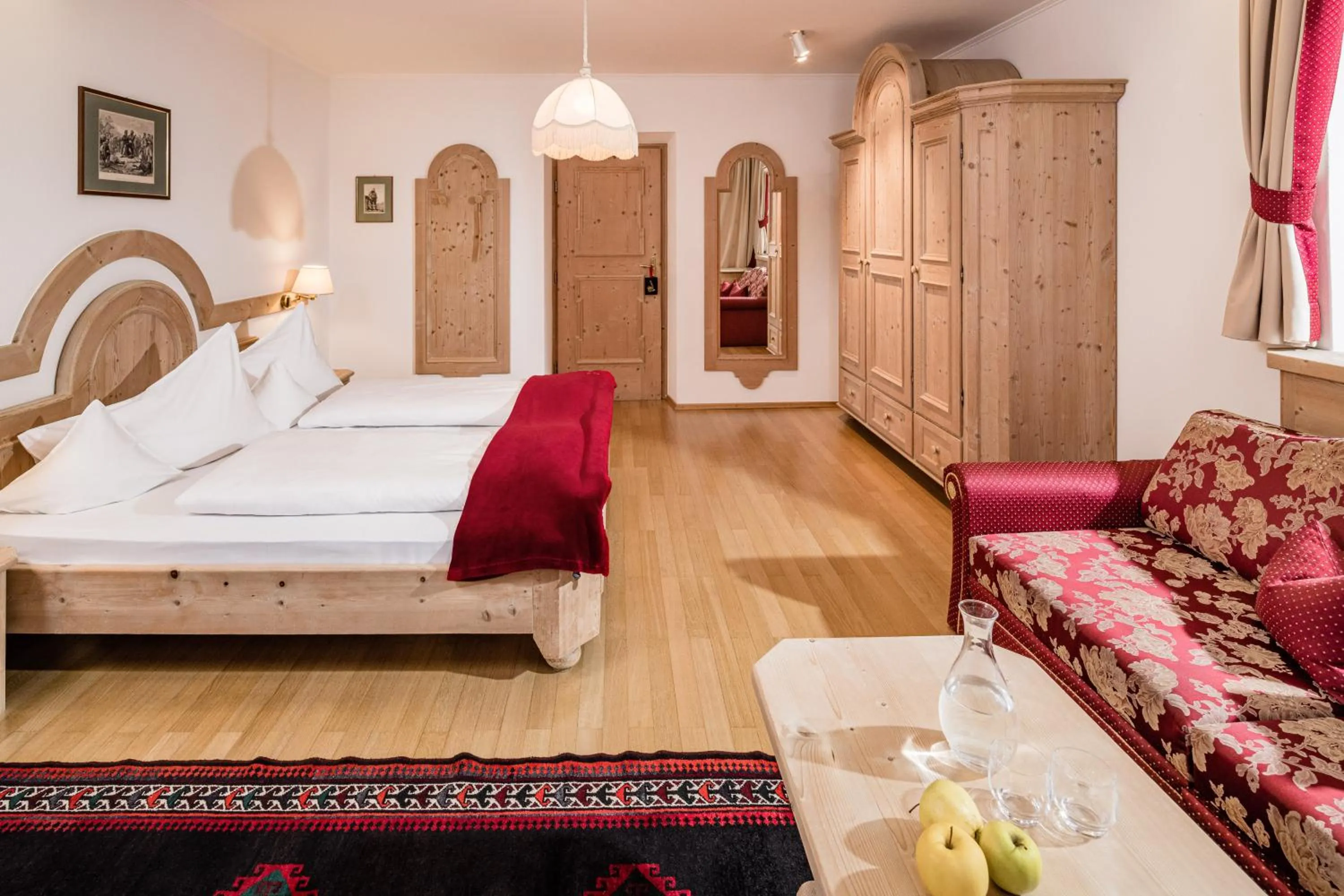 Photo of the whole room, Bed in Hotel Saltauserhof