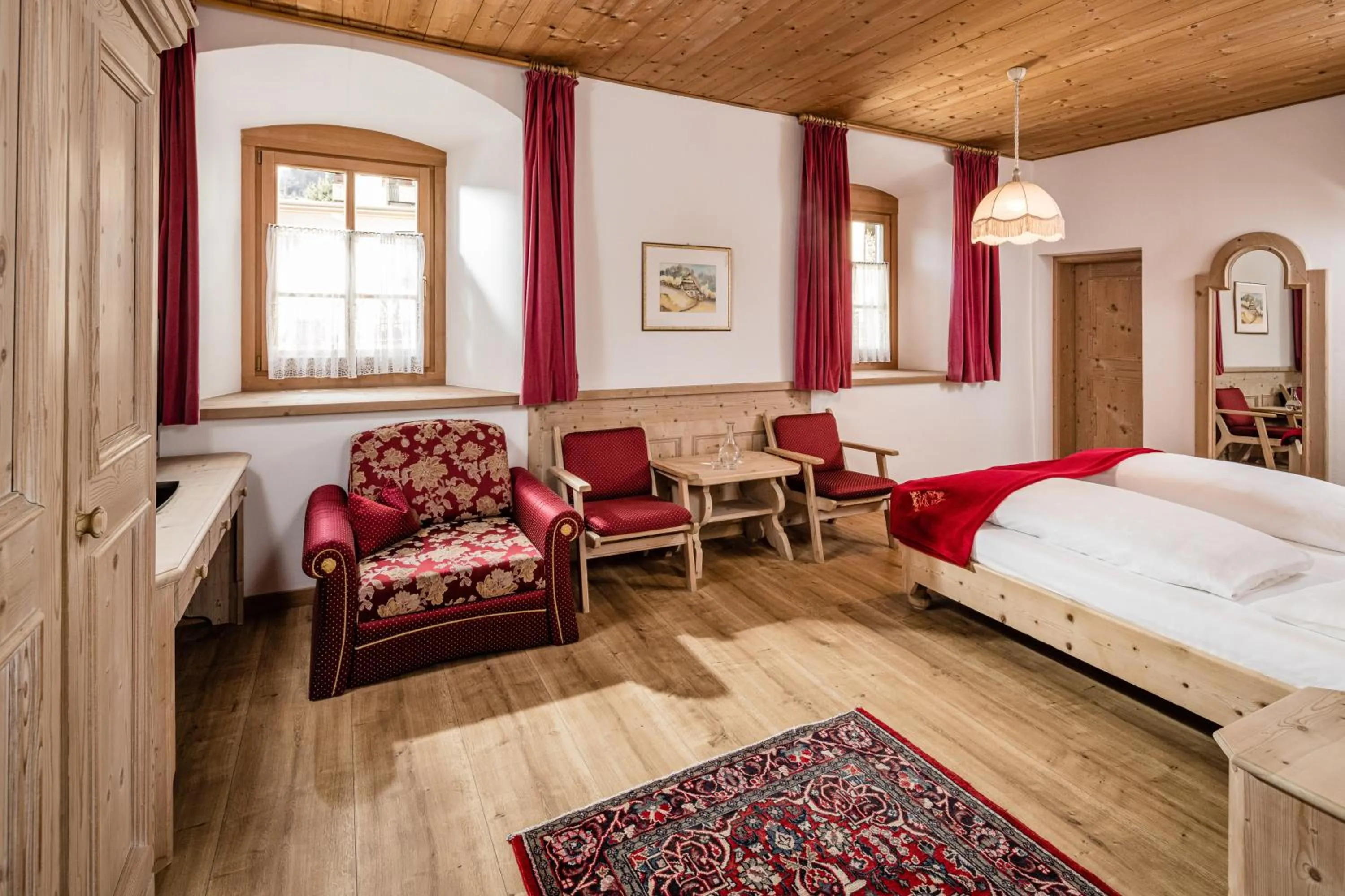 Photo of the whole room, Bed in Hotel Saltauserhof