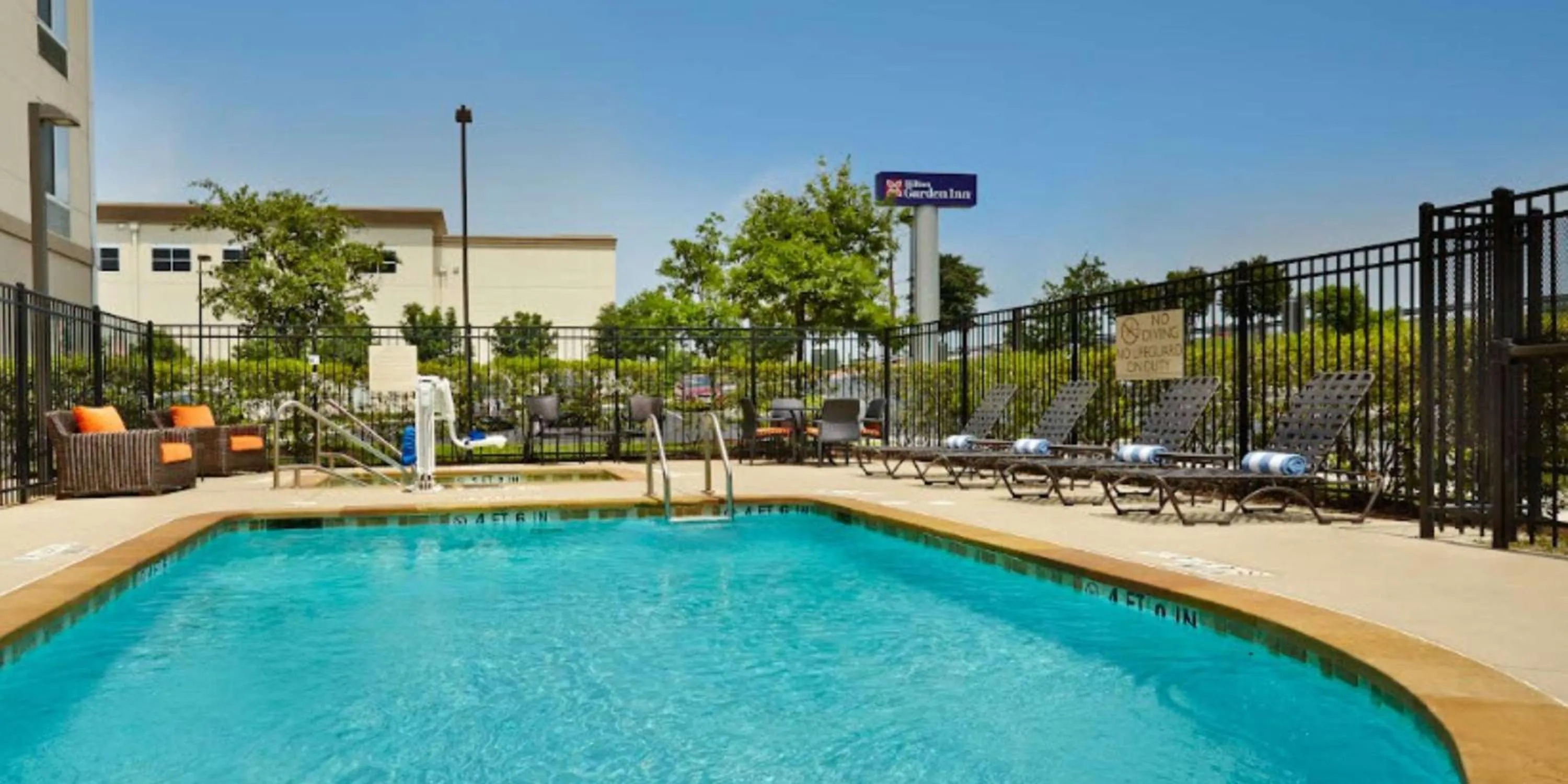 Pool view in Hilton Garden Inn Austin North