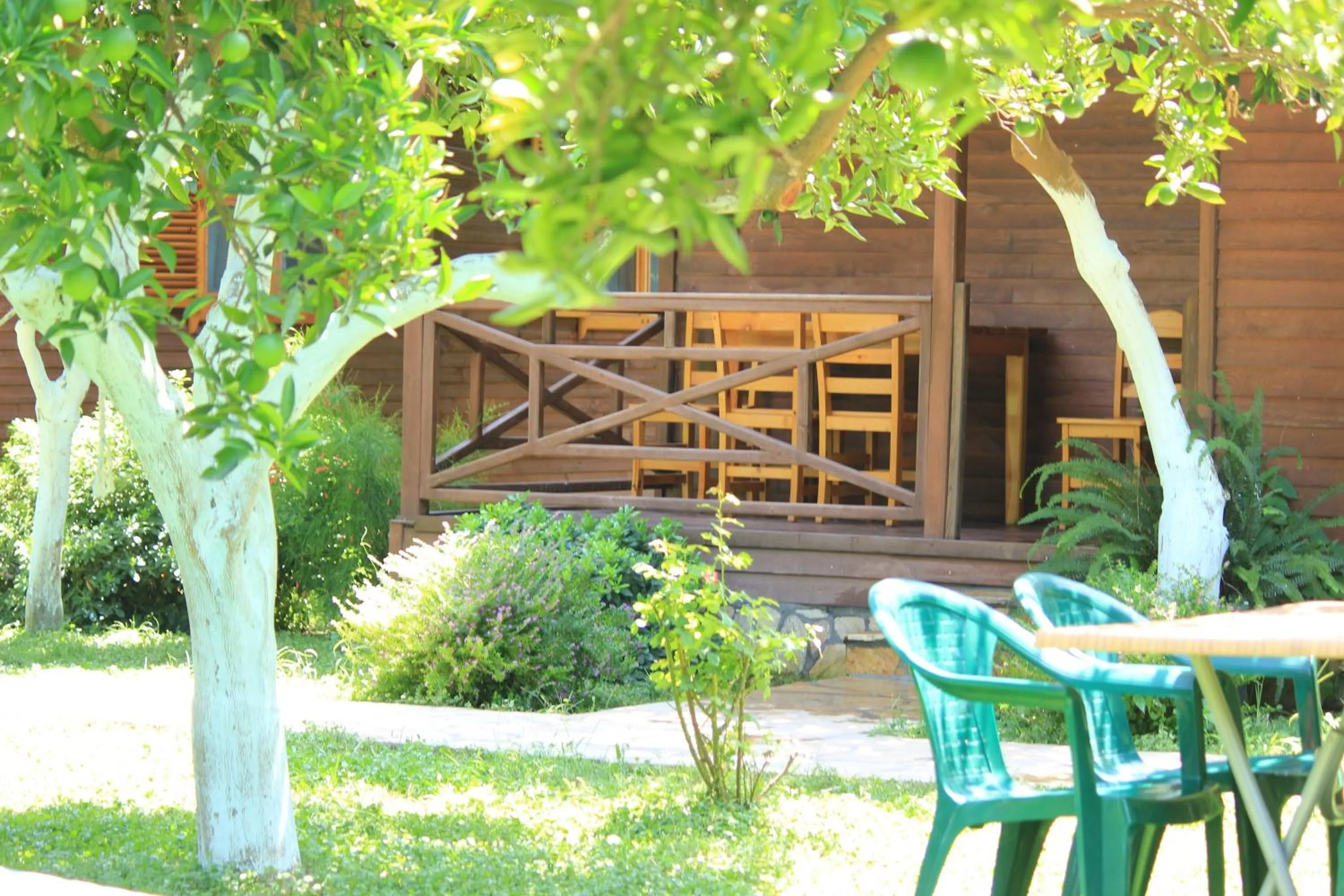 Garden in Mercan Bungalow