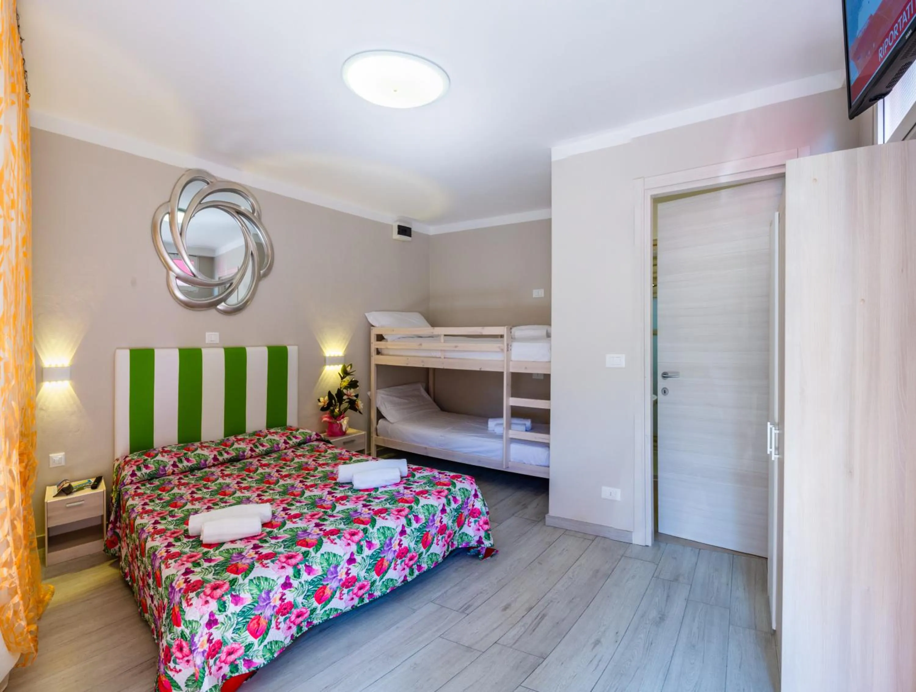 bunk bed, Bed in Hotel Romantik & Depandance