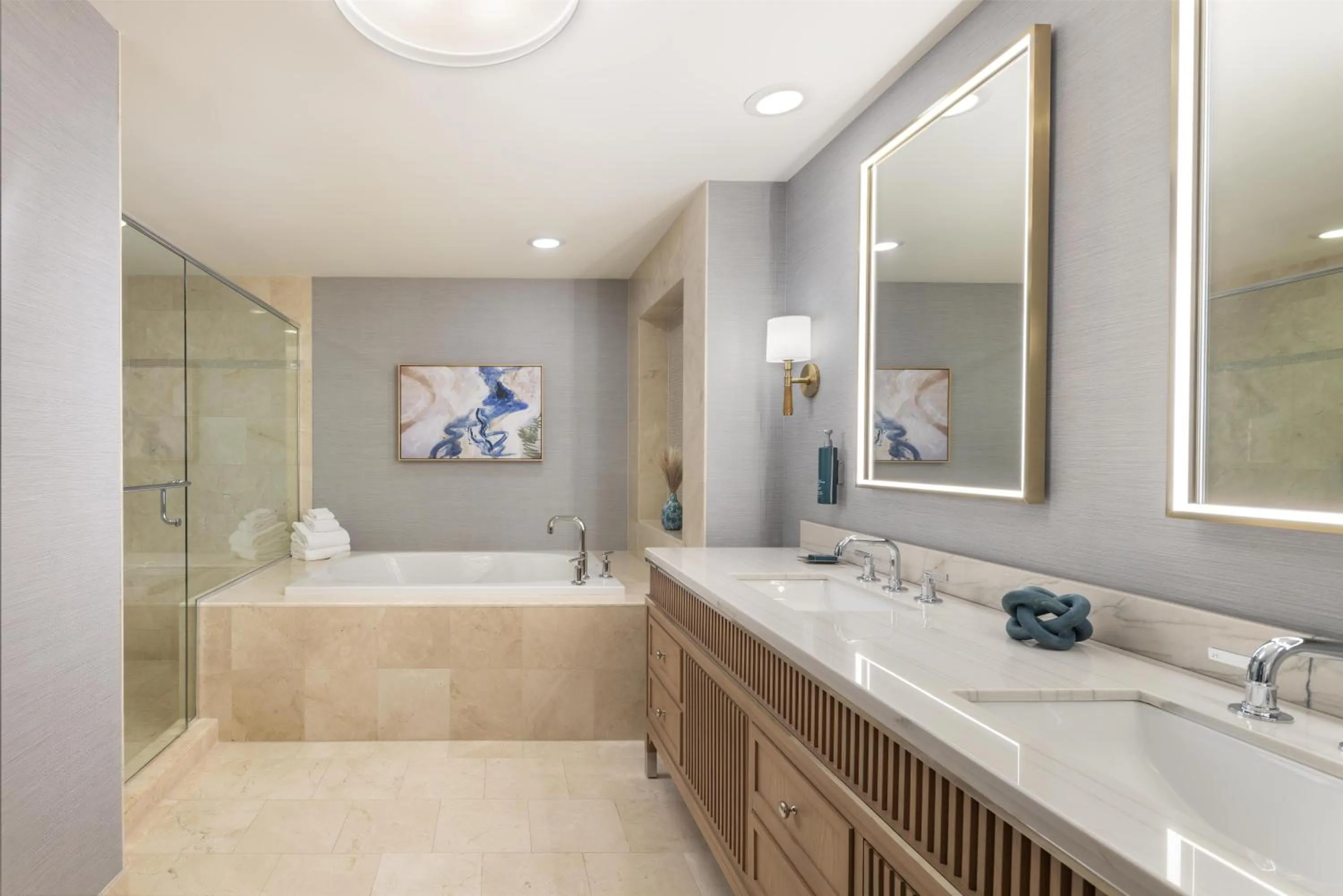 Bathroom in Hilton Orlando