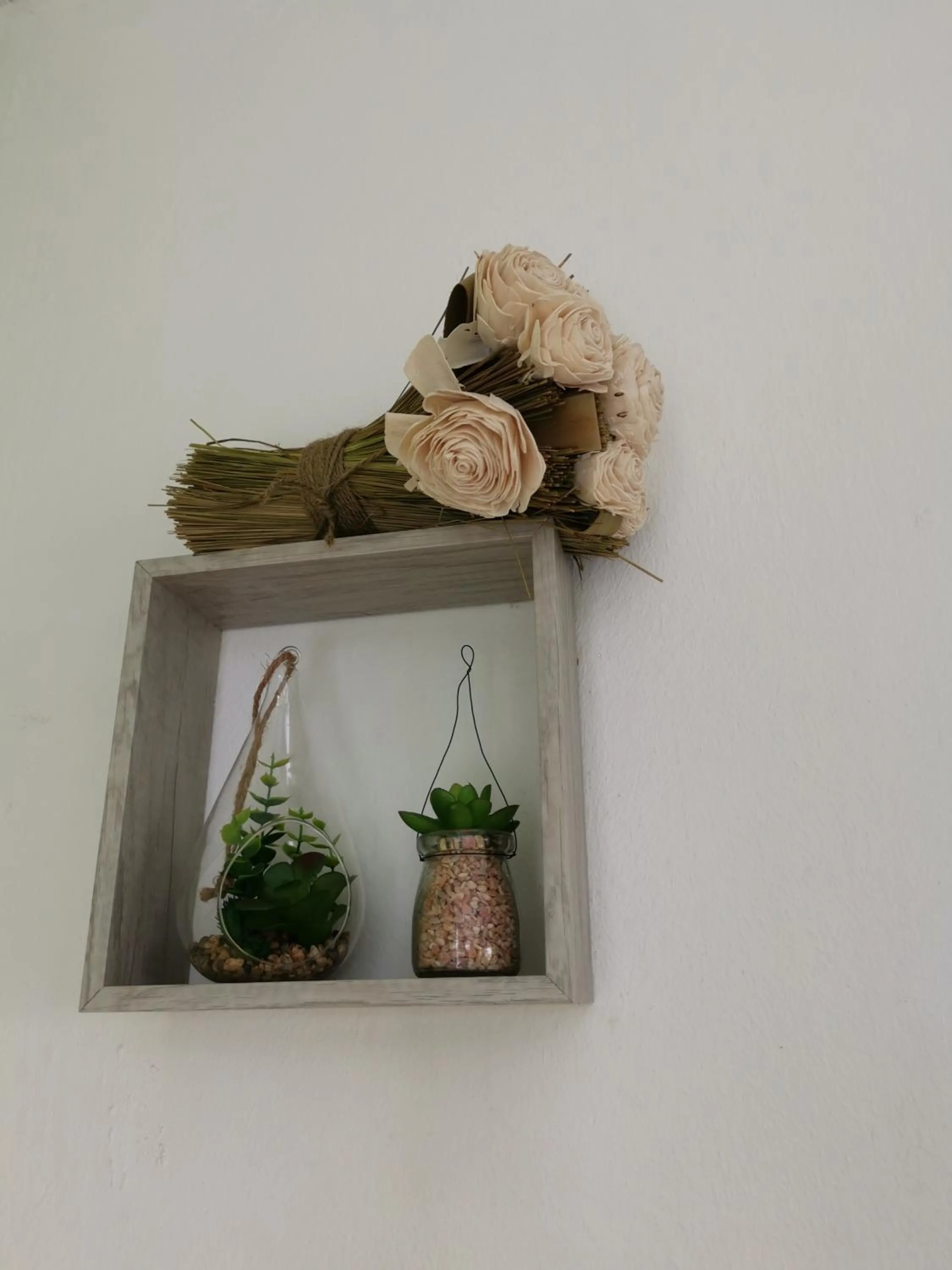Decorative detail in La Villa Soleil :)