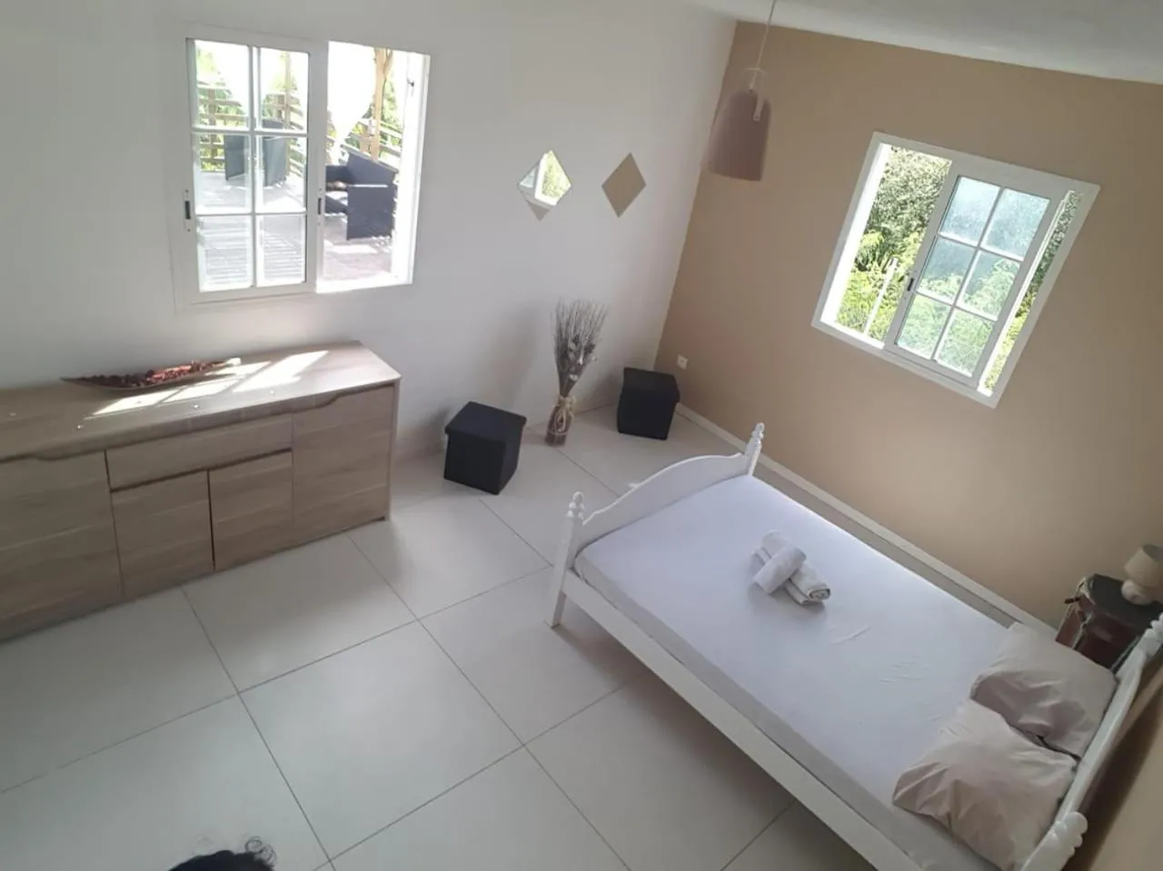 Bedroom, Bed in La Villa Soleil :)