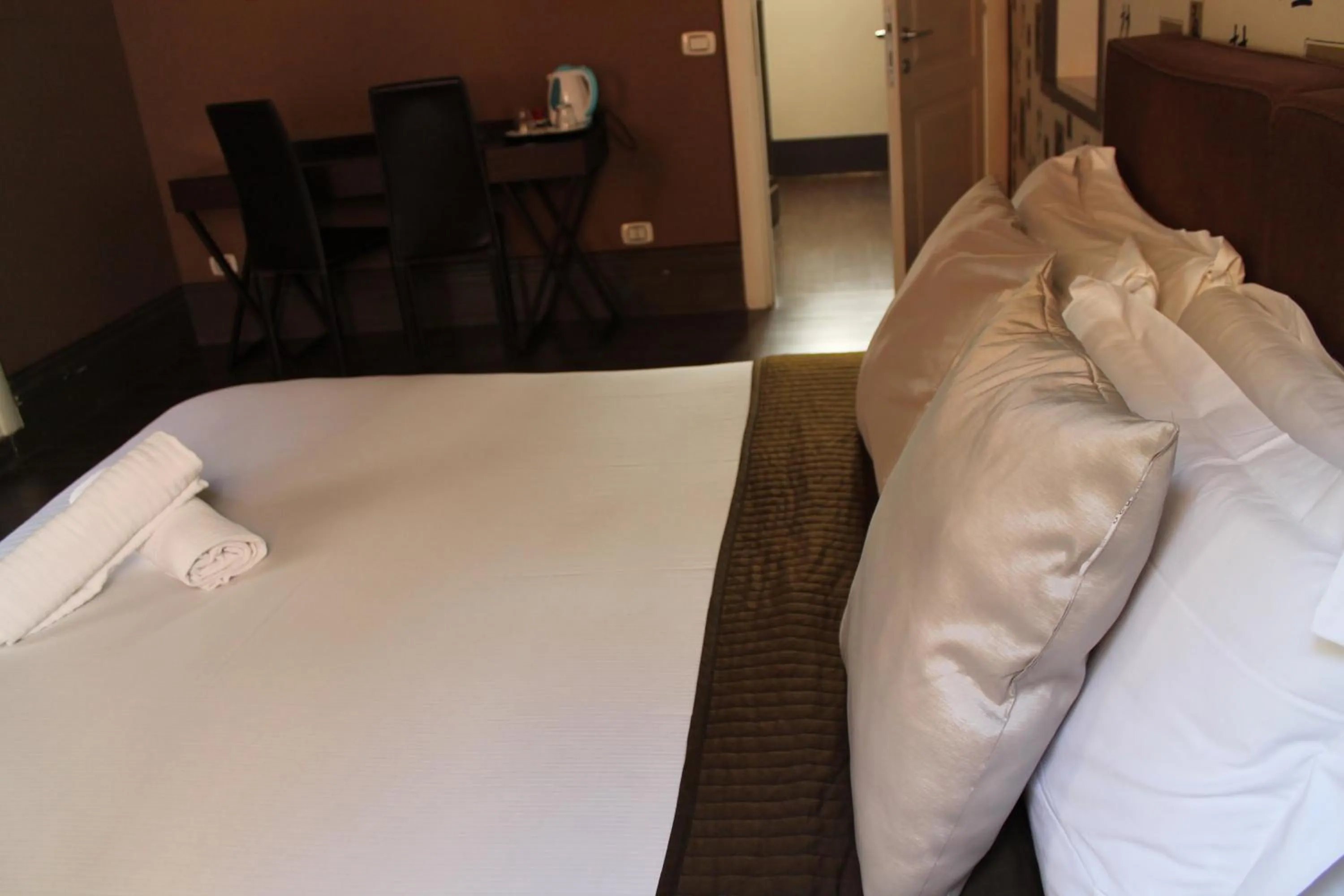 Photo of the whole room, Bed in Relais Palazzo Taverna