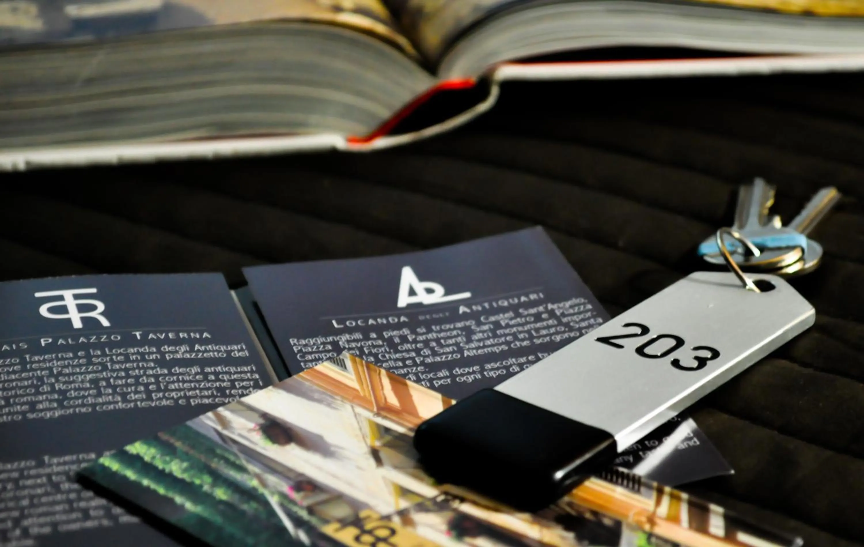 Decorative detail in Relais Palazzo Taverna