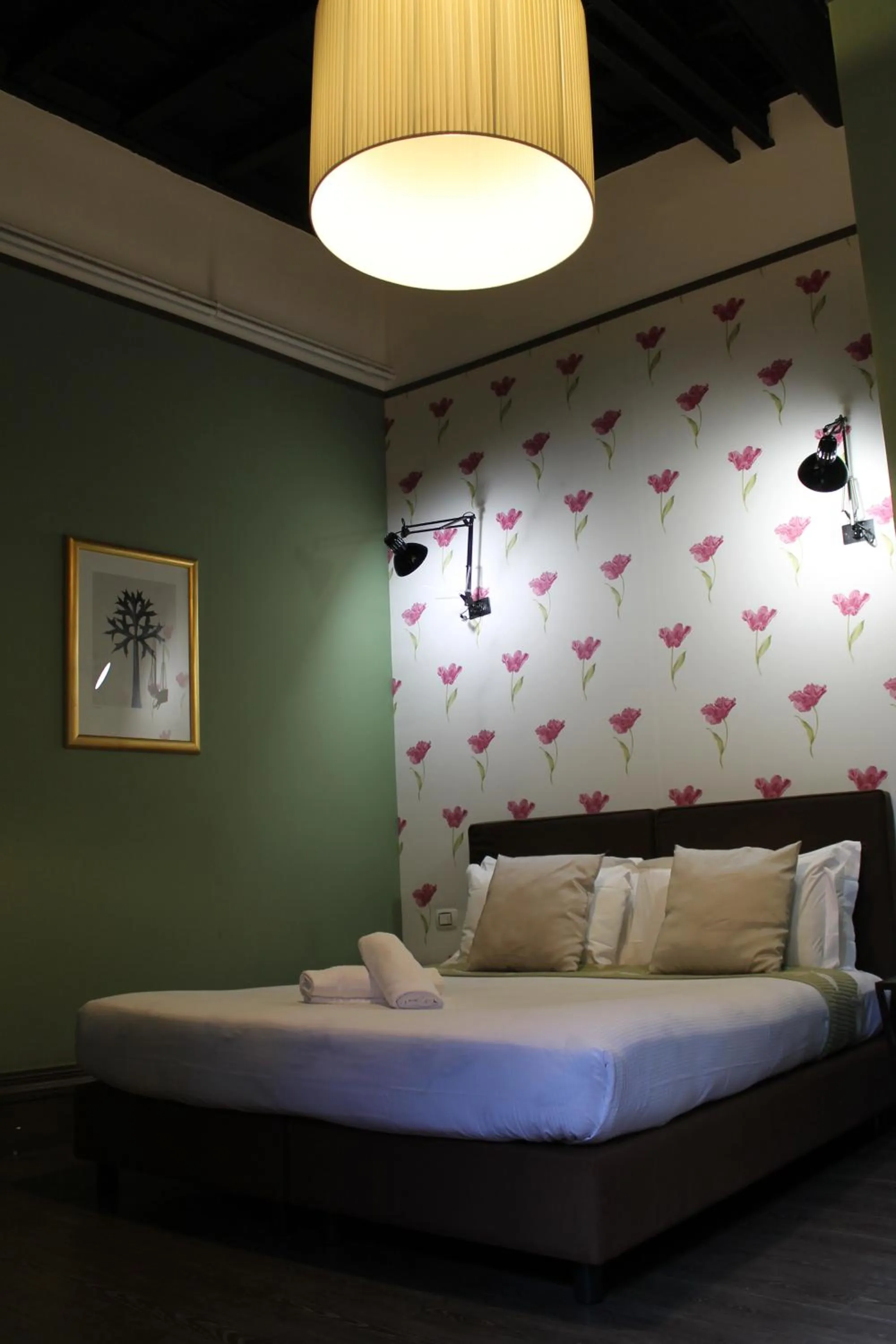 Photo of the whole room, Bed in Relais Palazzo Taverna