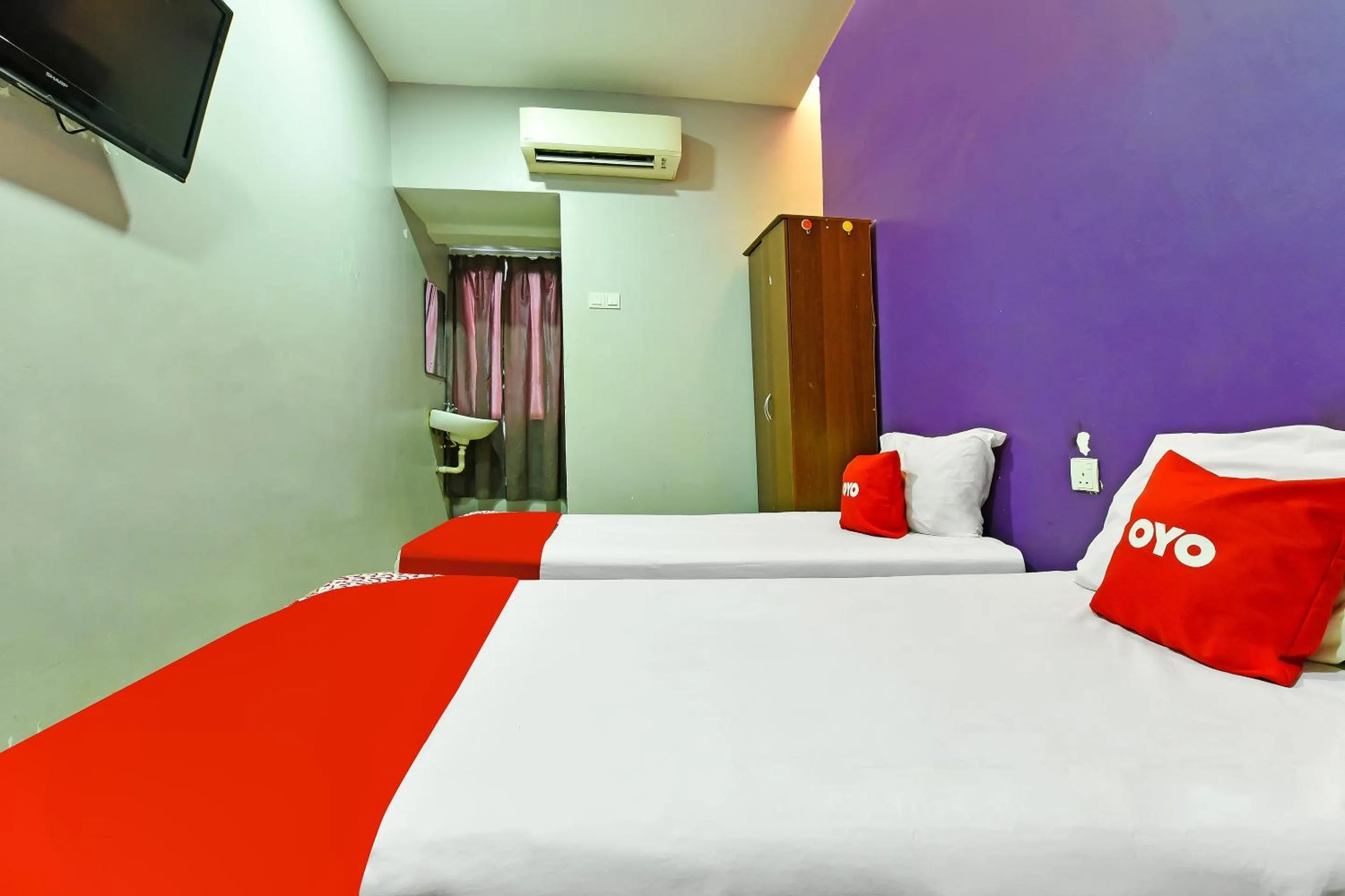 Bedroom, Bed in Hotel O Elwarda Klcity