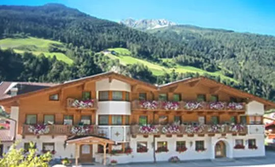 Facade/entrance in Stacklerhof