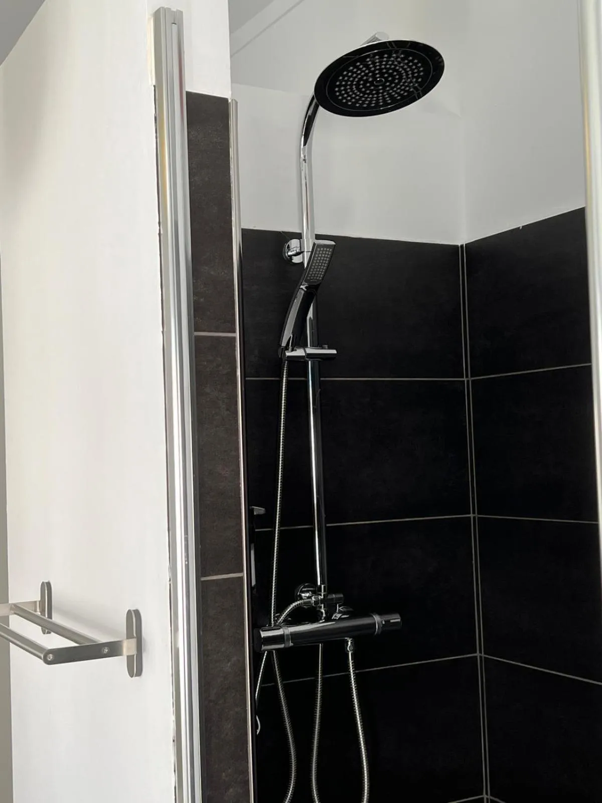 Shower in Bed&Breakfast Al Campanario