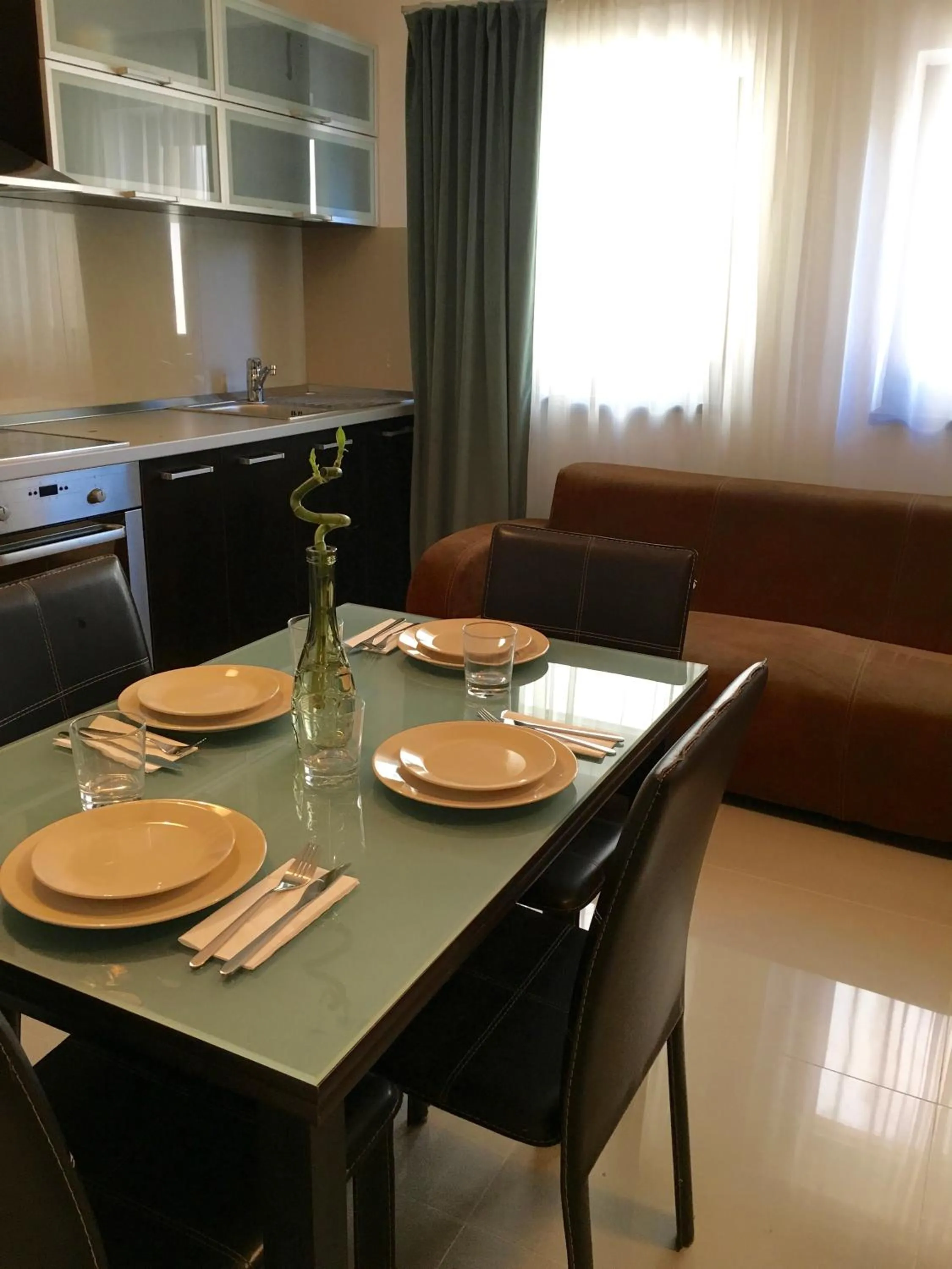 Dining area in Elysium