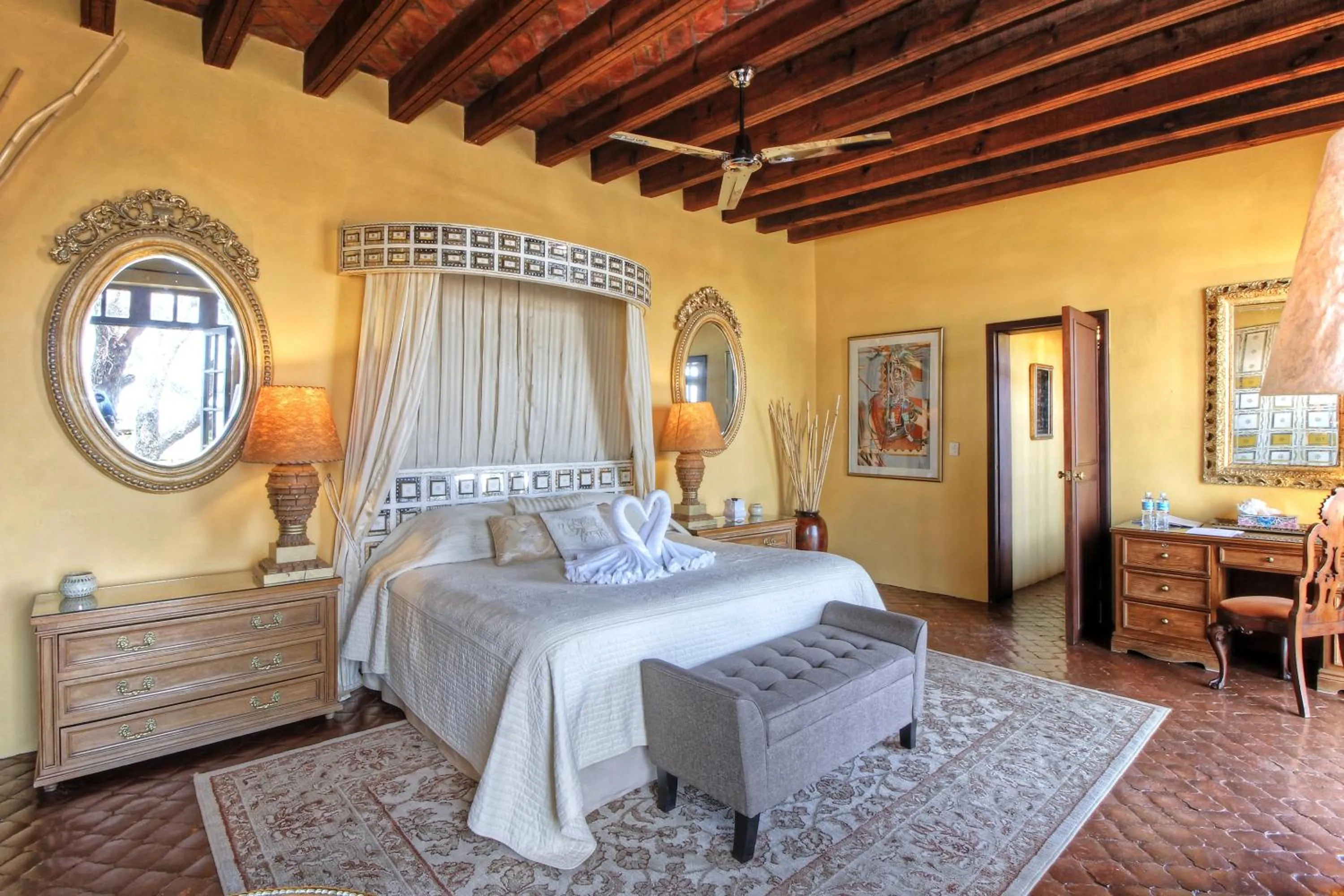 Bed in Casa Schuck Boutique Hotel