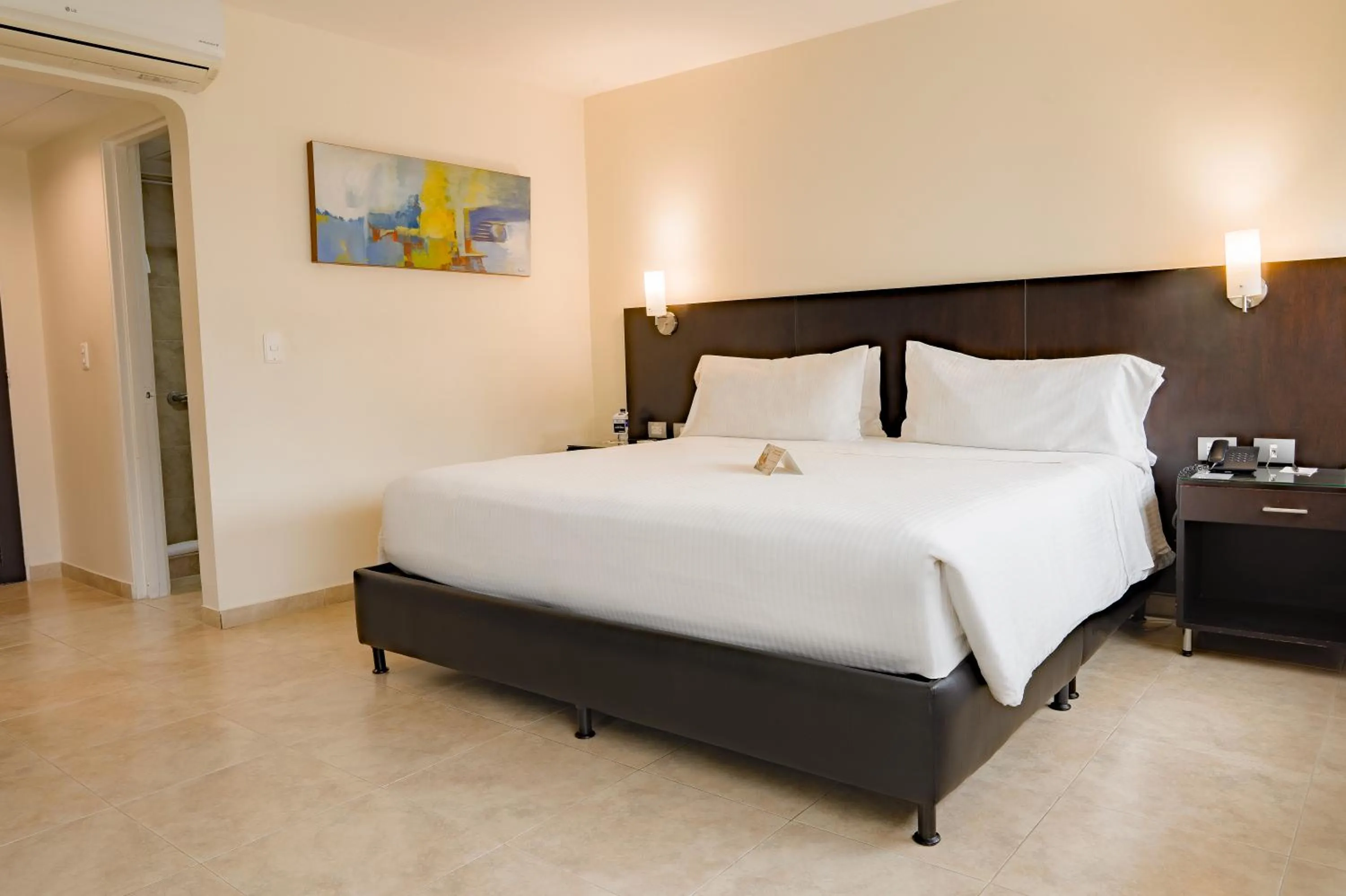 Bed in Hotel Casino Internacional