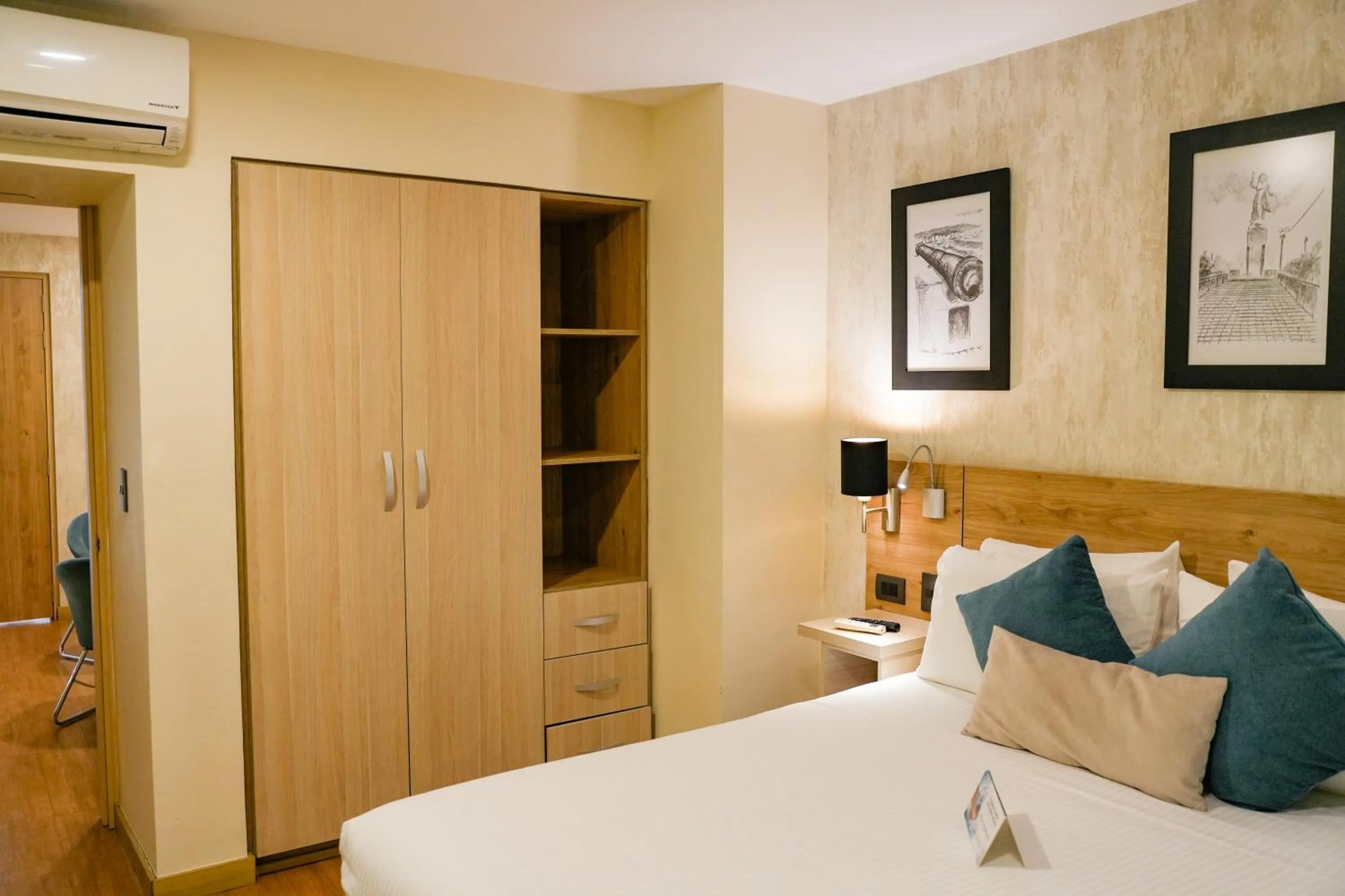 Bed in Hotel Casino Internacional