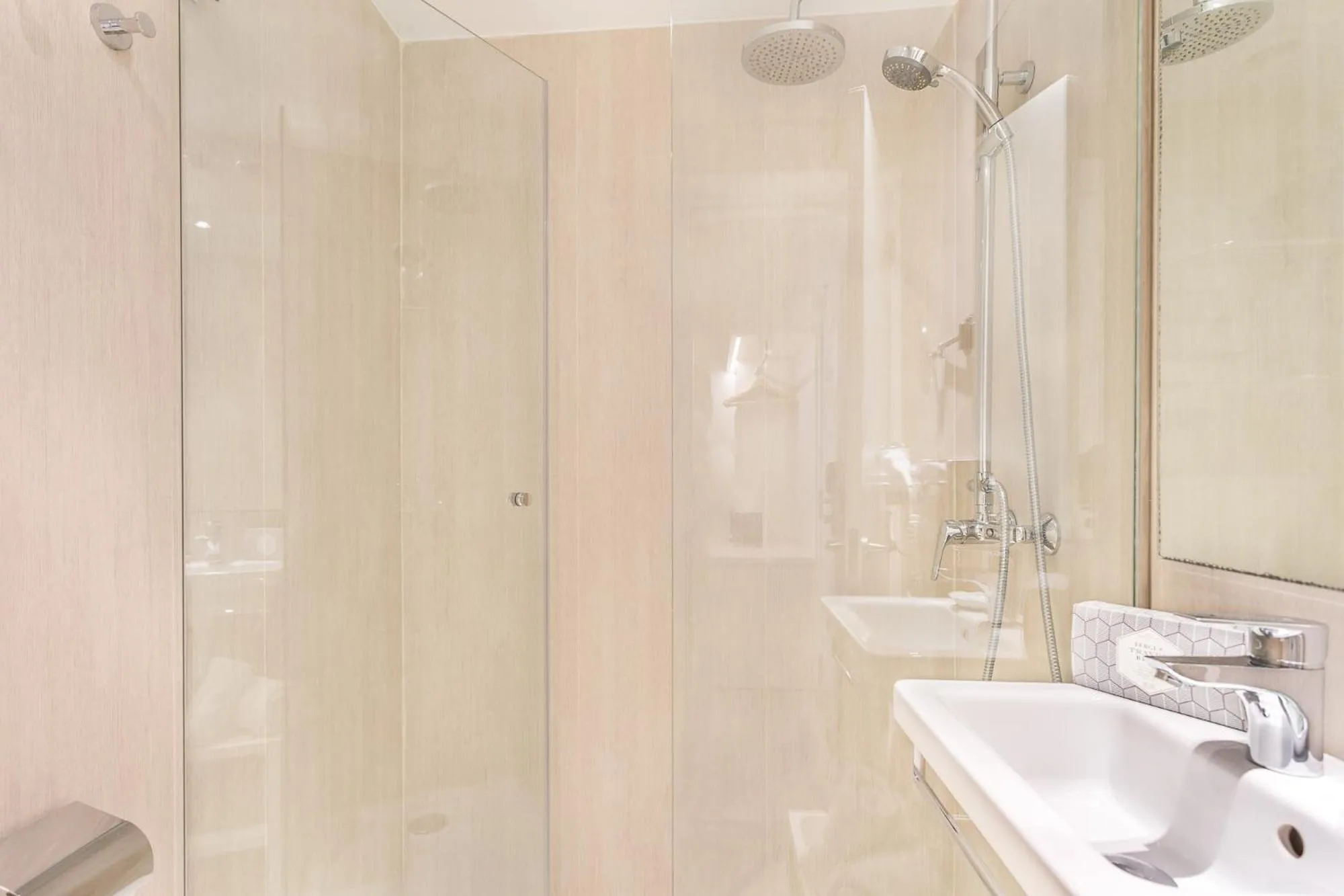 Bathroom in FERGUS Style Soller Beach