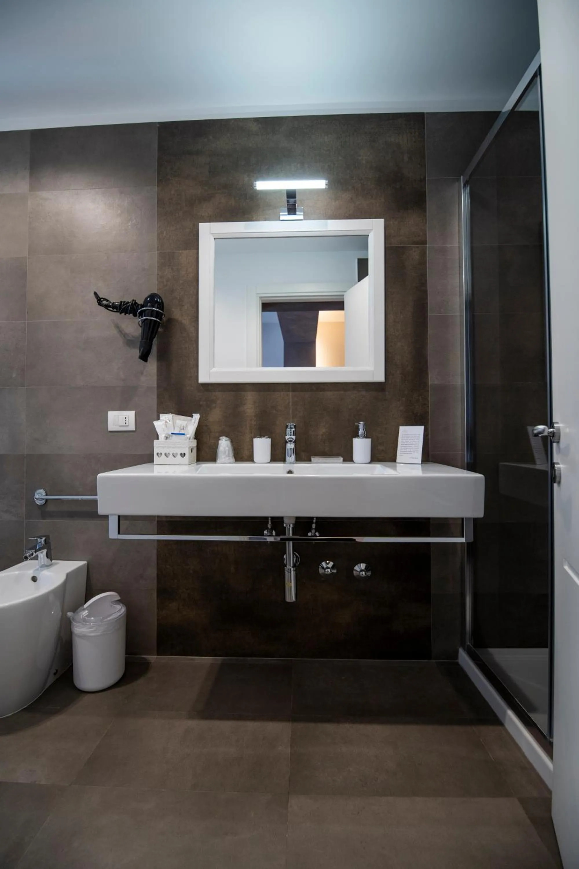 Bathroom in Mercatello Bed and Breakfast