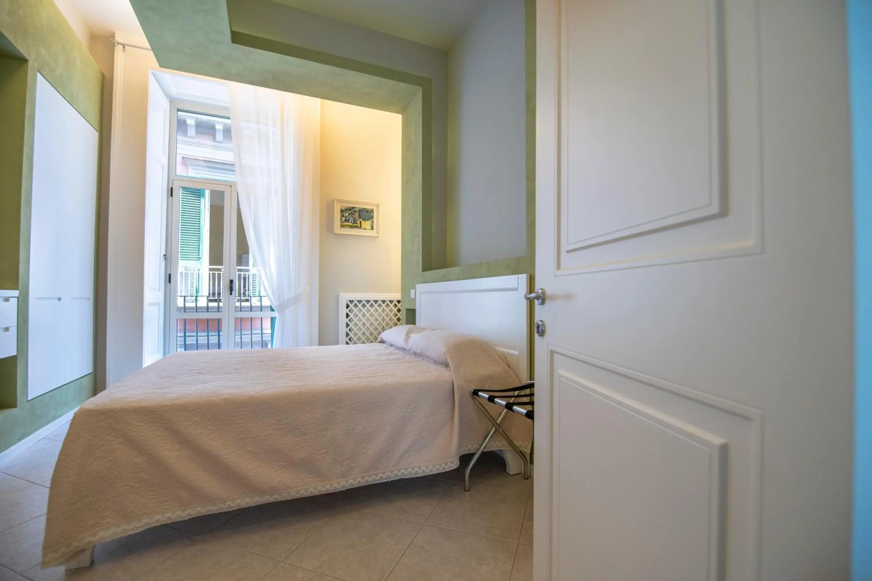 Bed in Mercatello Bed and Breakfast