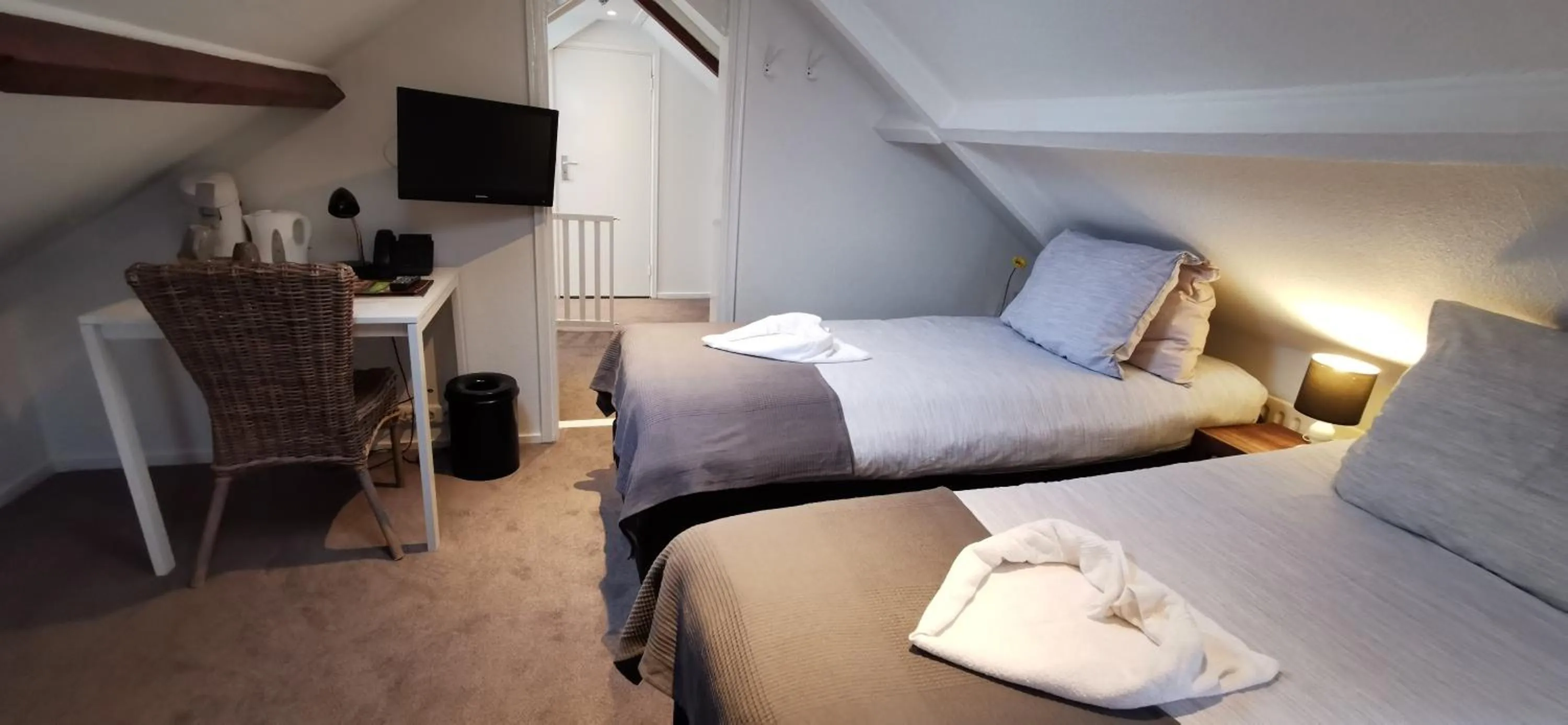 Photo of the whole room, Bed in Hotel Heere