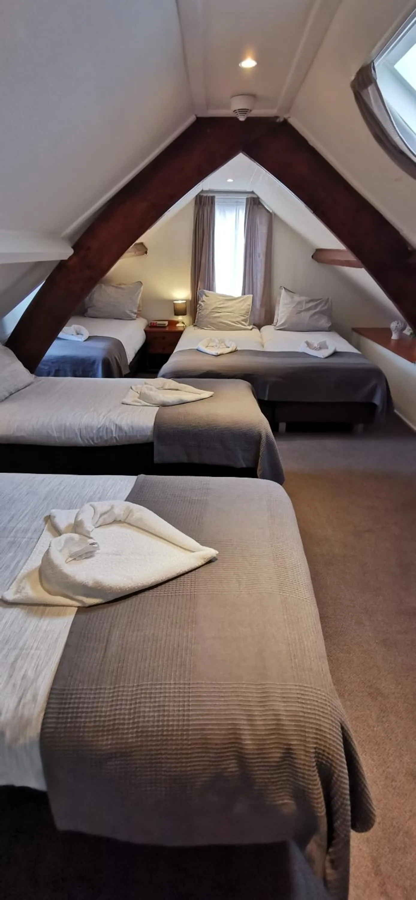 Photo of the whole room, Bed in Hotel Heere