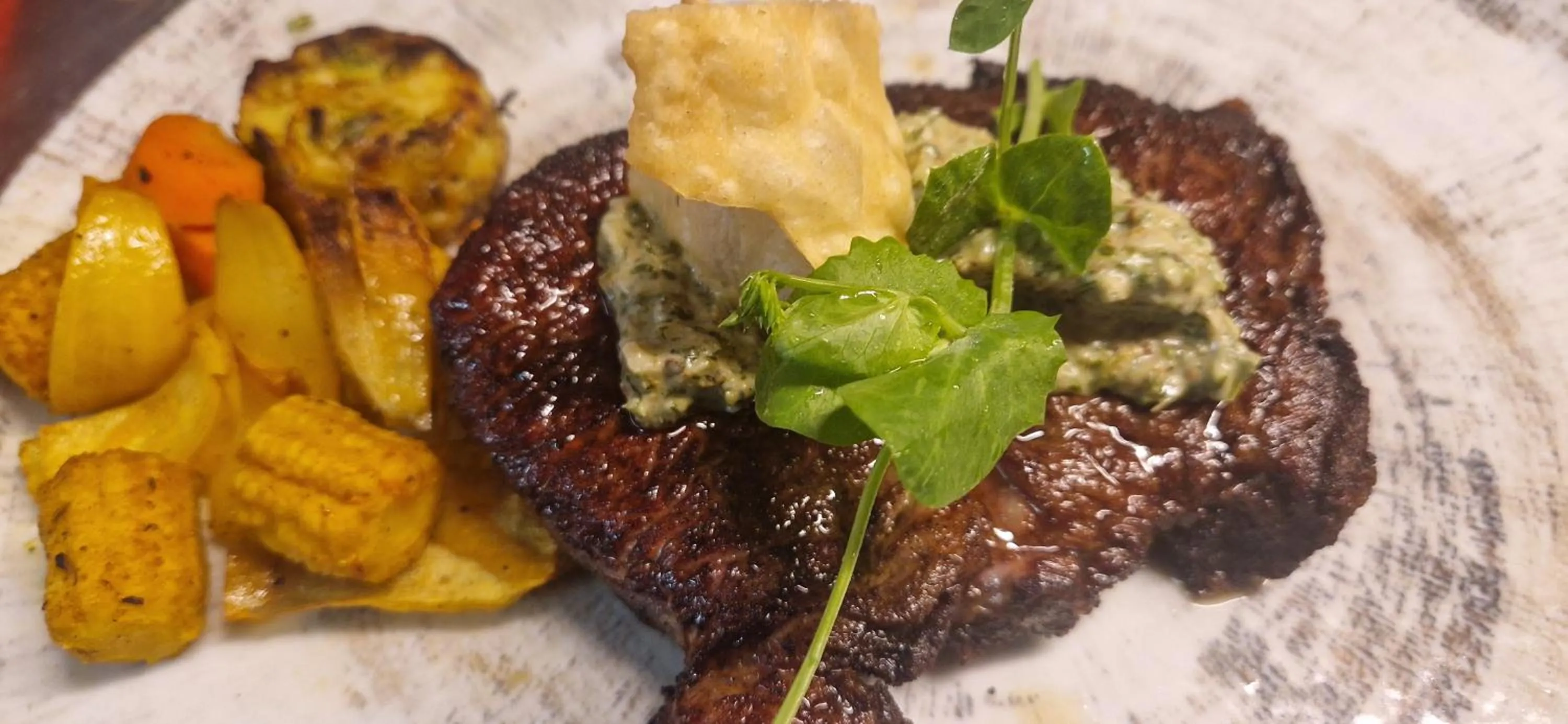 Restaurant/places to eat in Hotel Heere