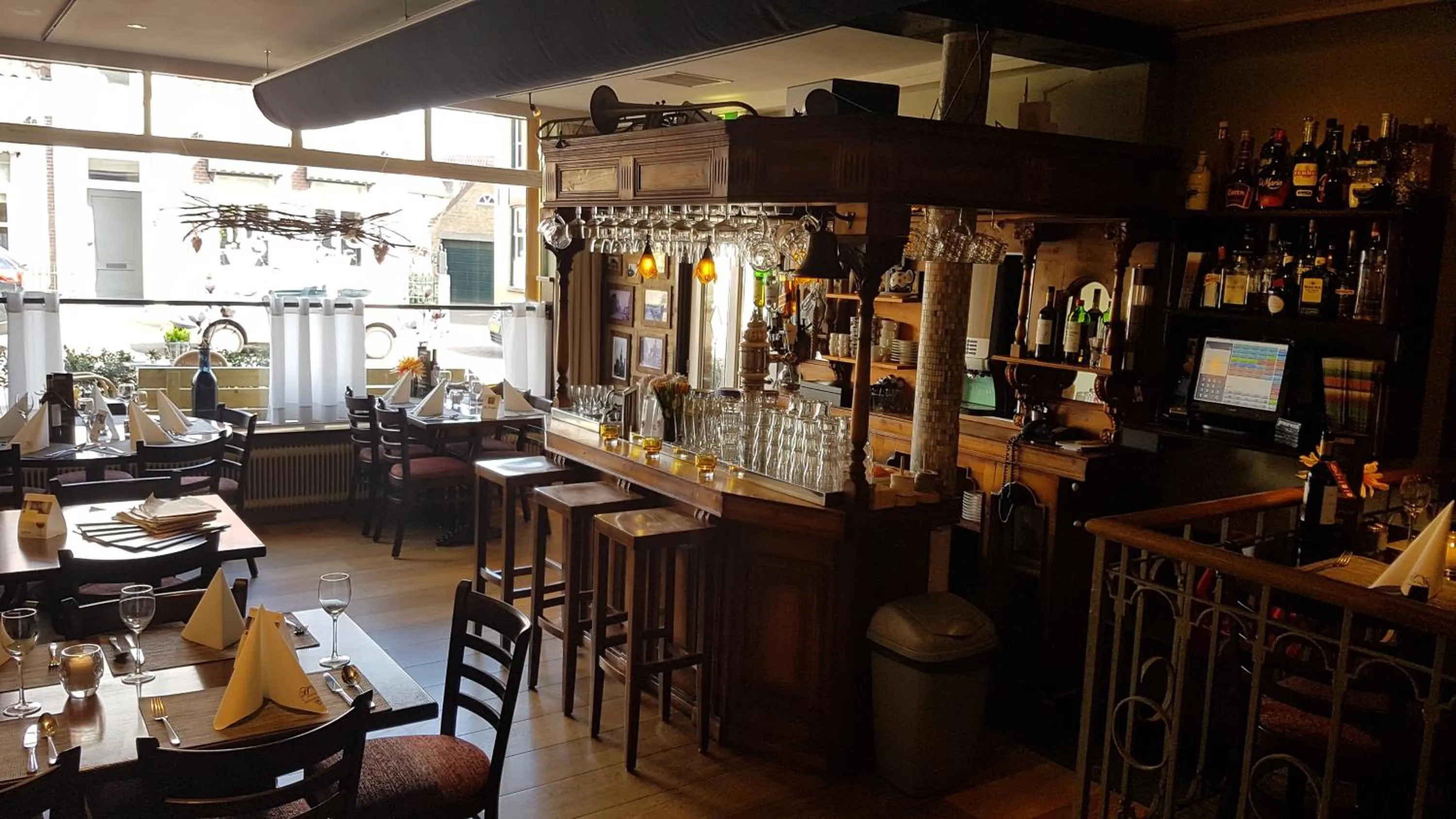 Restaurant/places to eat in Hotel Heere