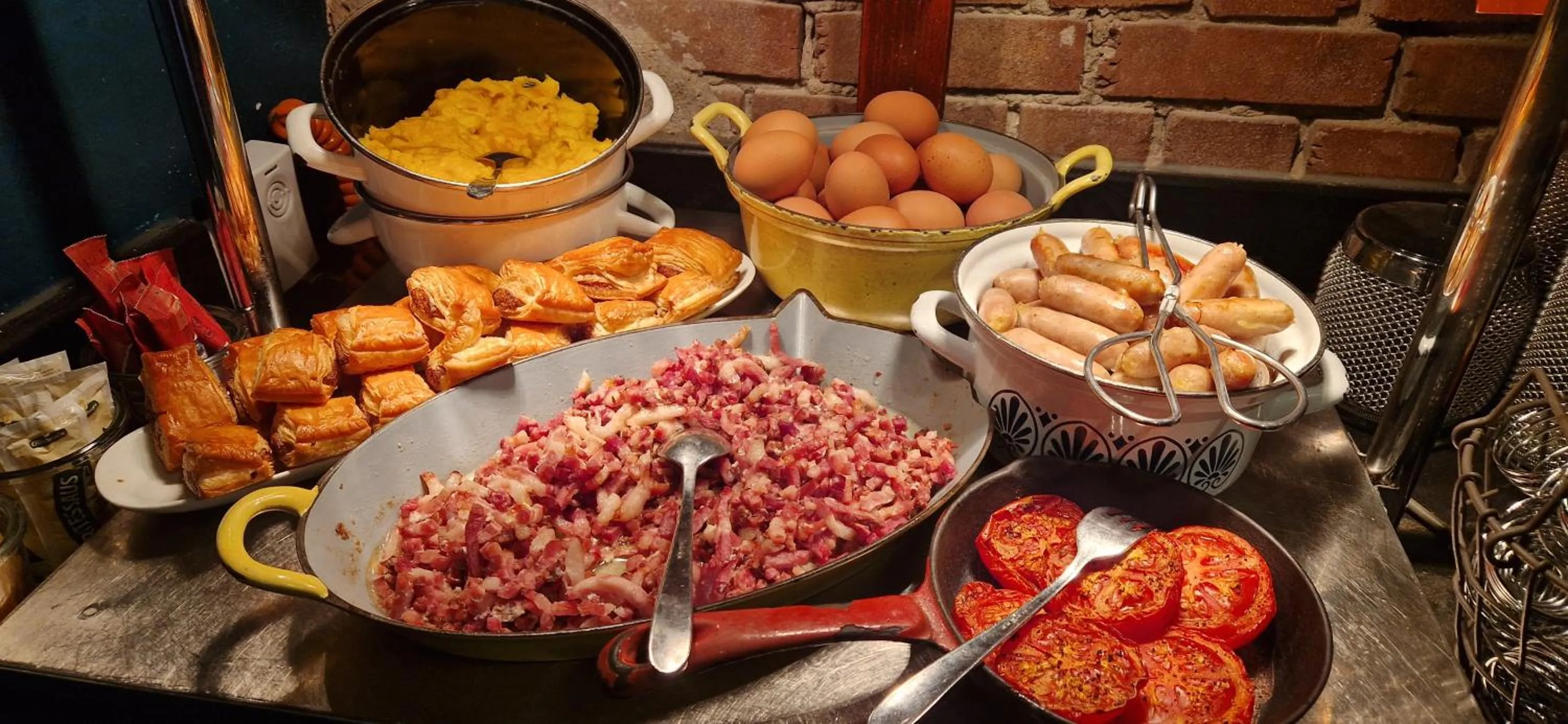 Breakfast in Hotel Heere