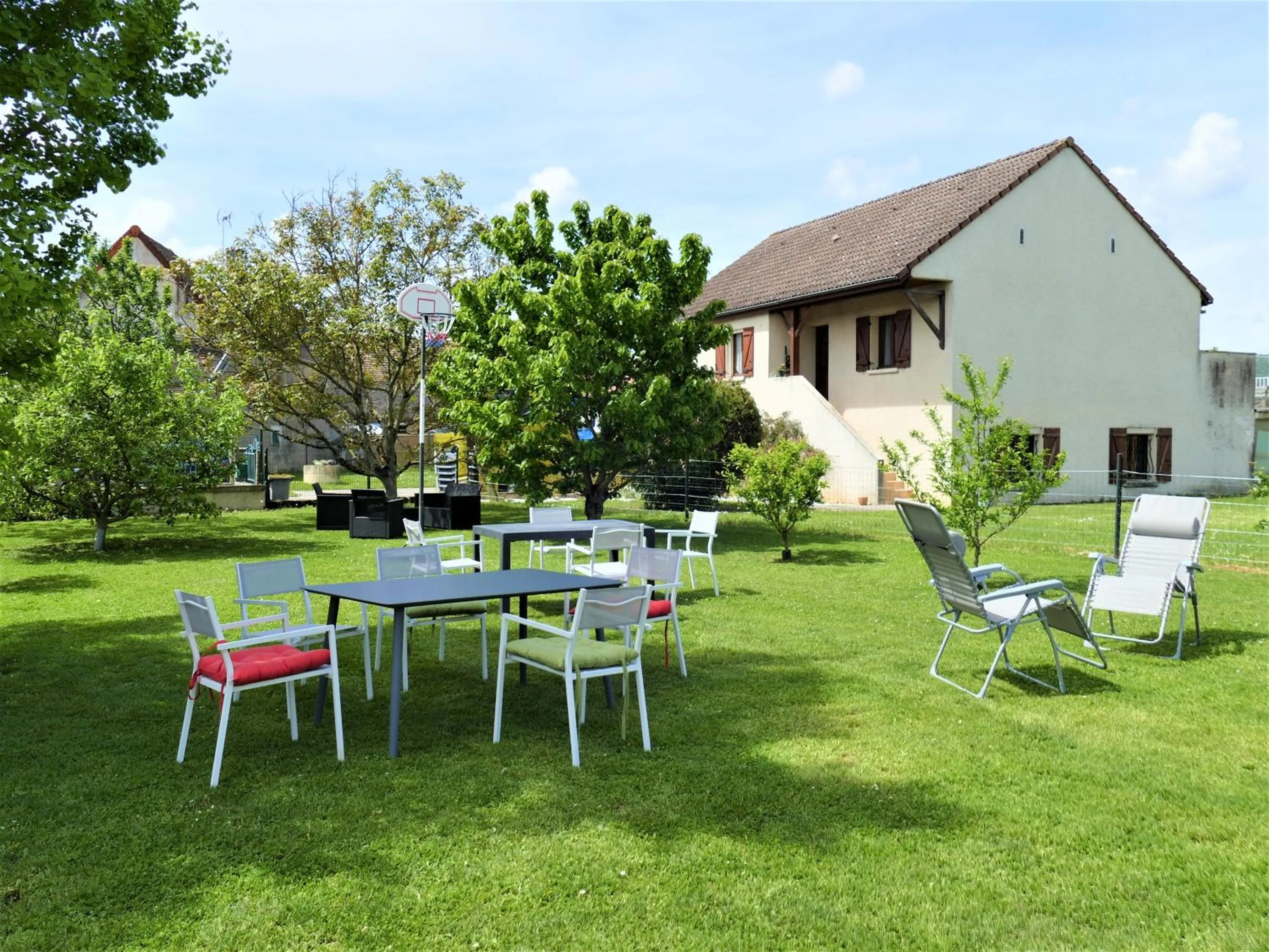 Garden in Les Grands Crus - gîte "Meursault"