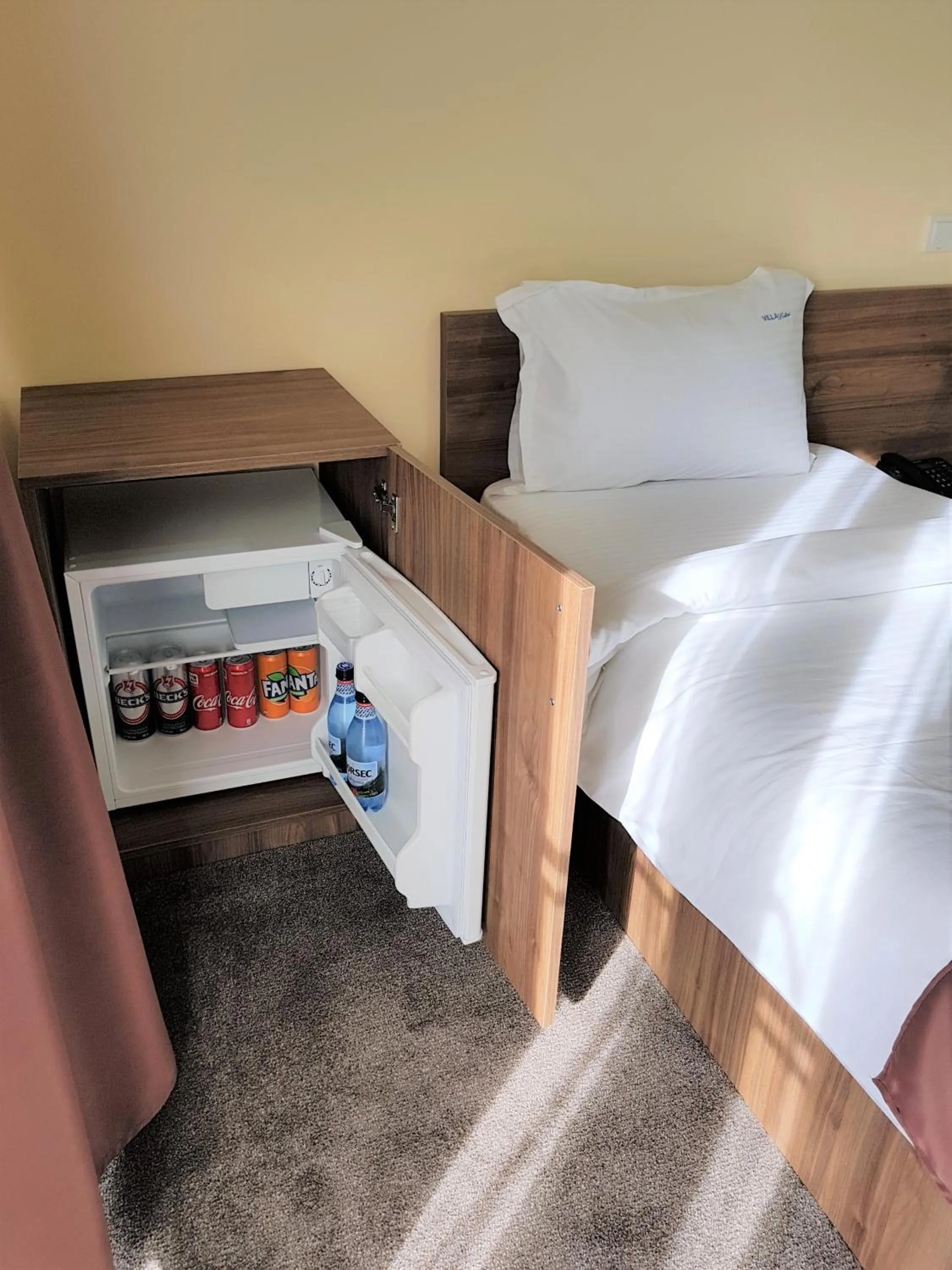 oven, Bed in Villa Lotus