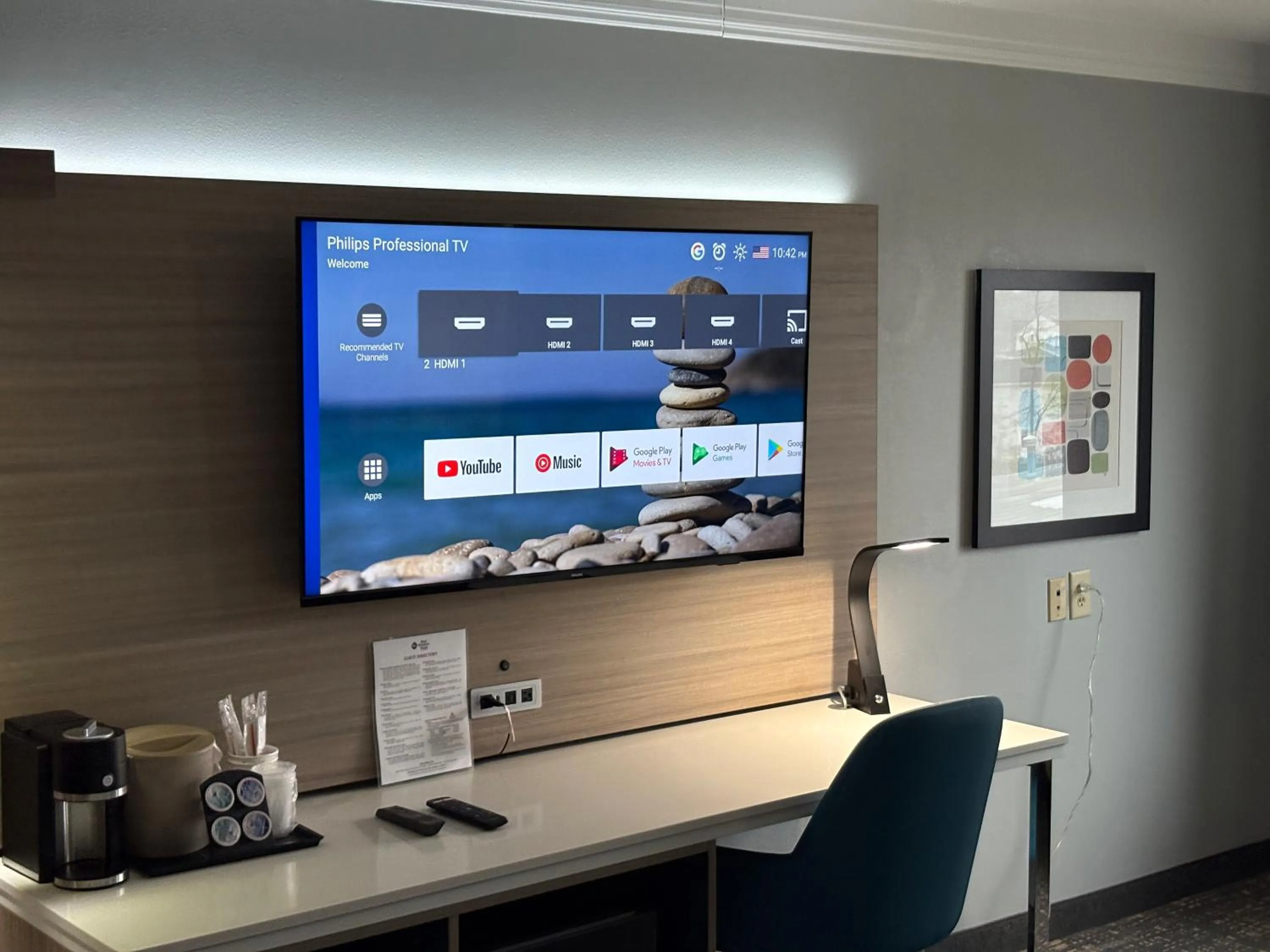 TV and multimedia in Best Western Plus Glen Allen Inn