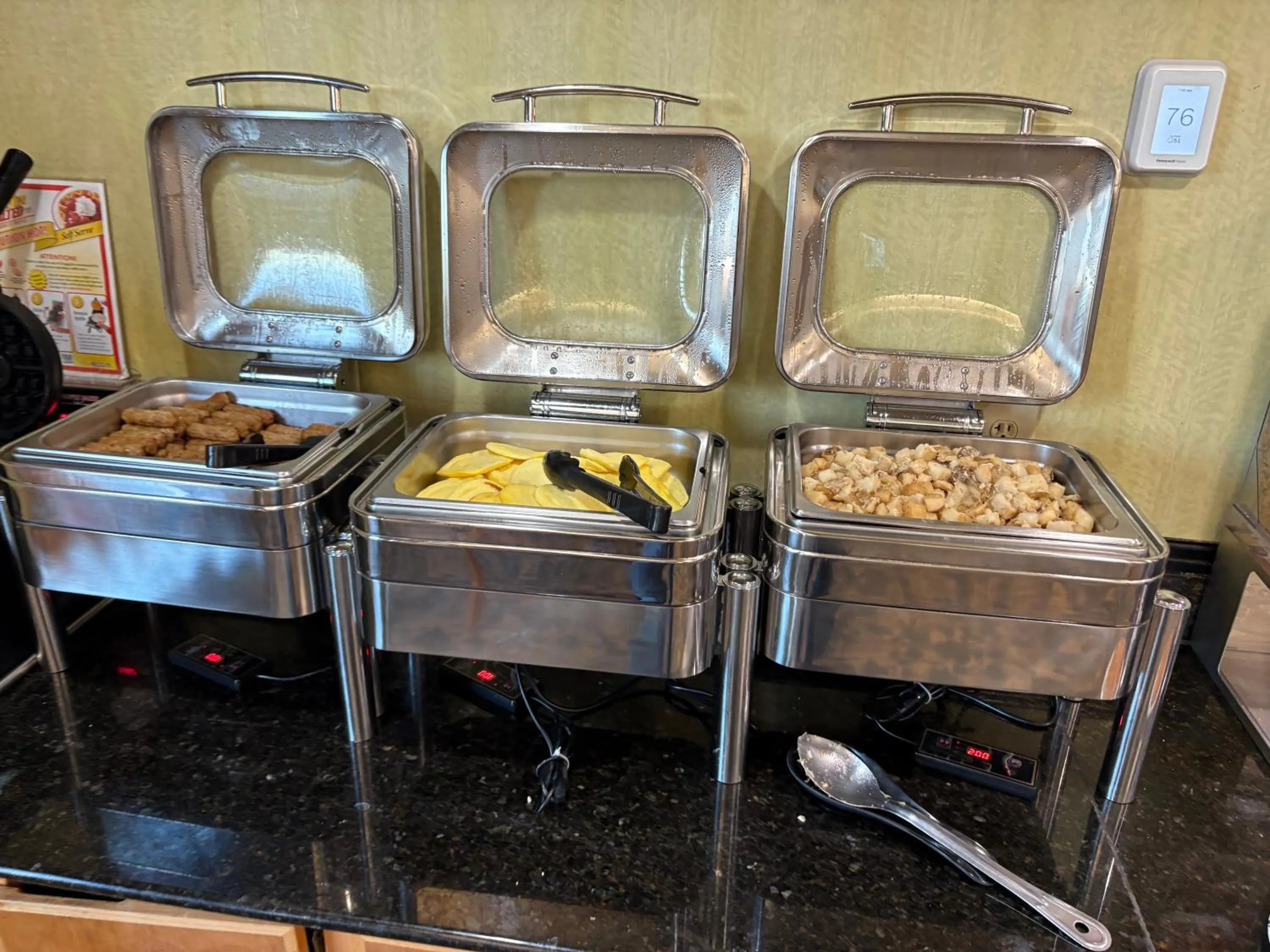 Breakfast in Best Western Plus Glen Allen Inn