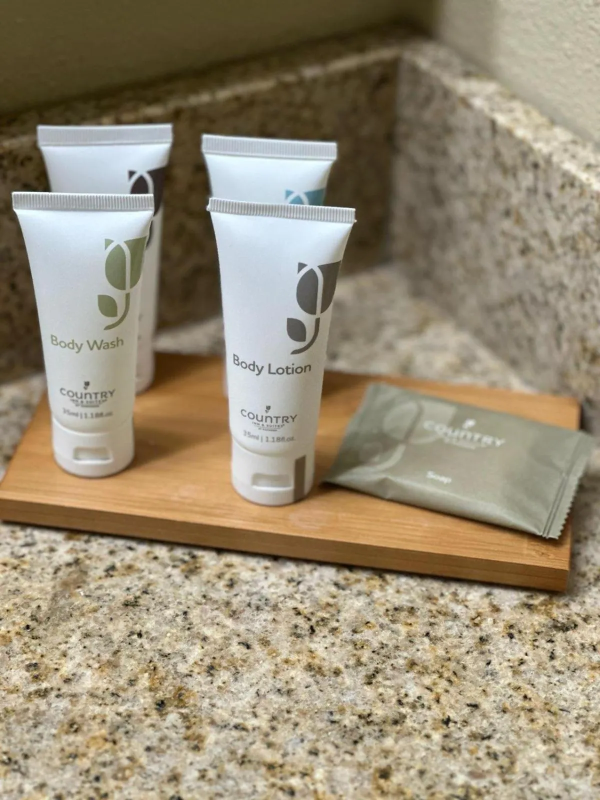 Bathroom in Country Inn & Suites by Radisson, Tuscaloosa, AL