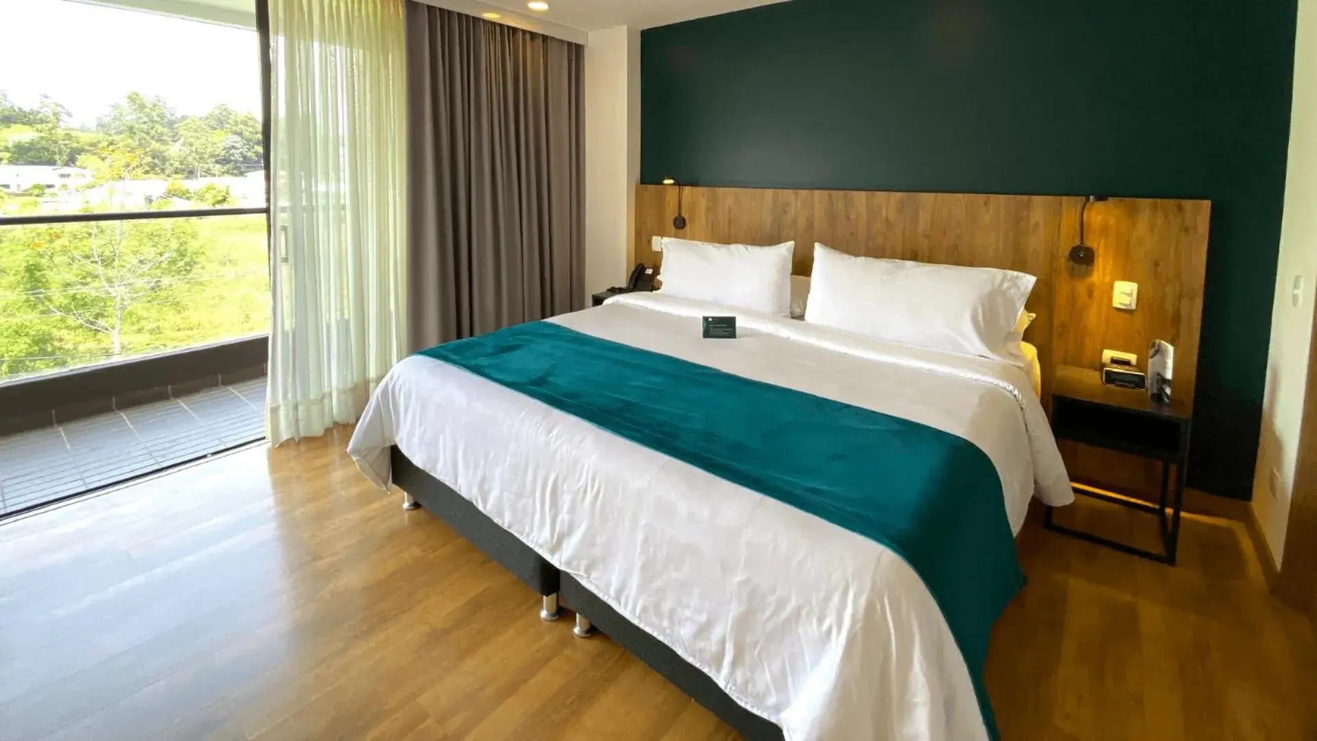 Suite with Lake View in Hotel Lagoon Suite with Lake View in Hotel Lagoon