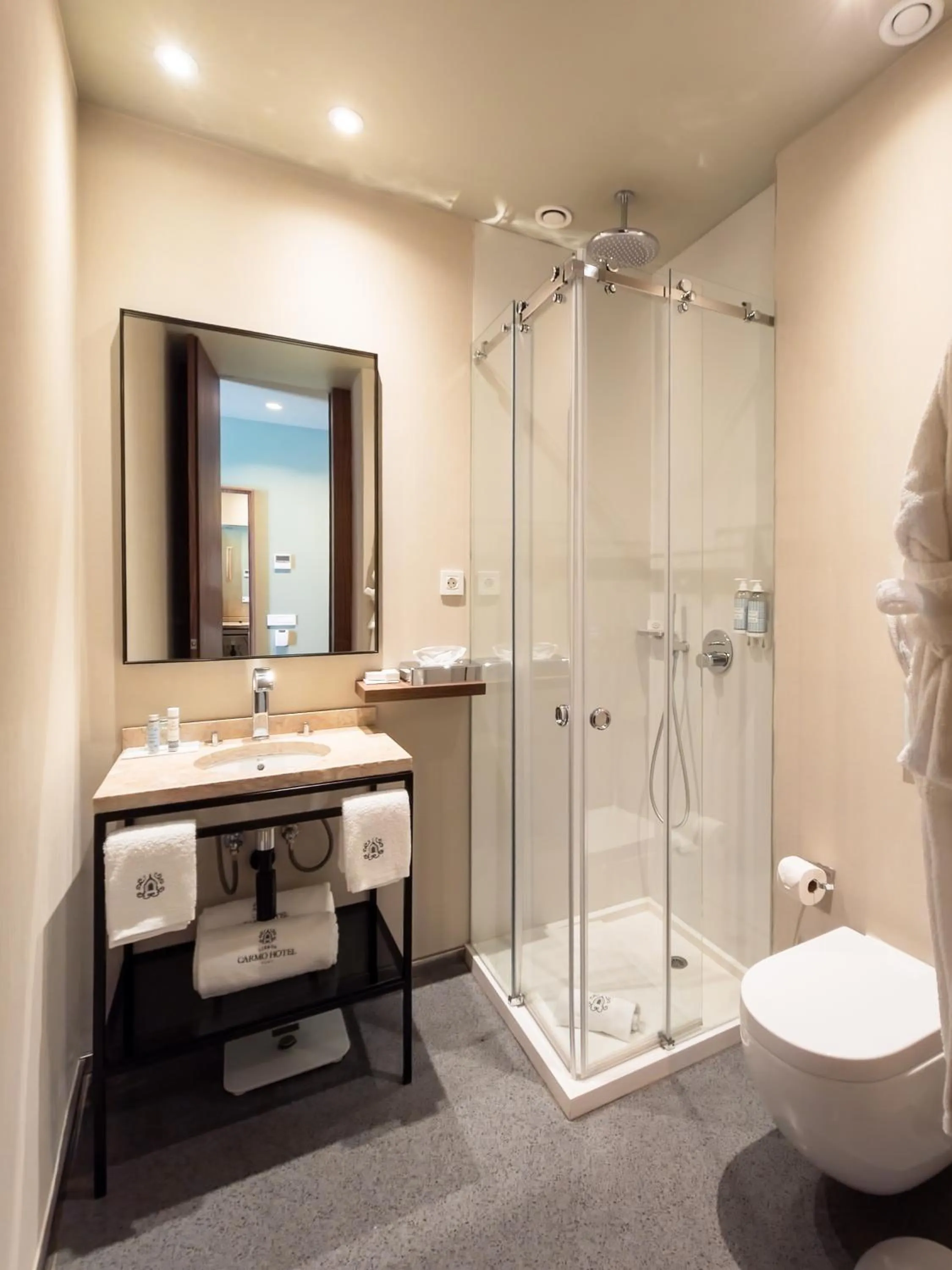 Bedroom in Lisboa Carmo Hotel