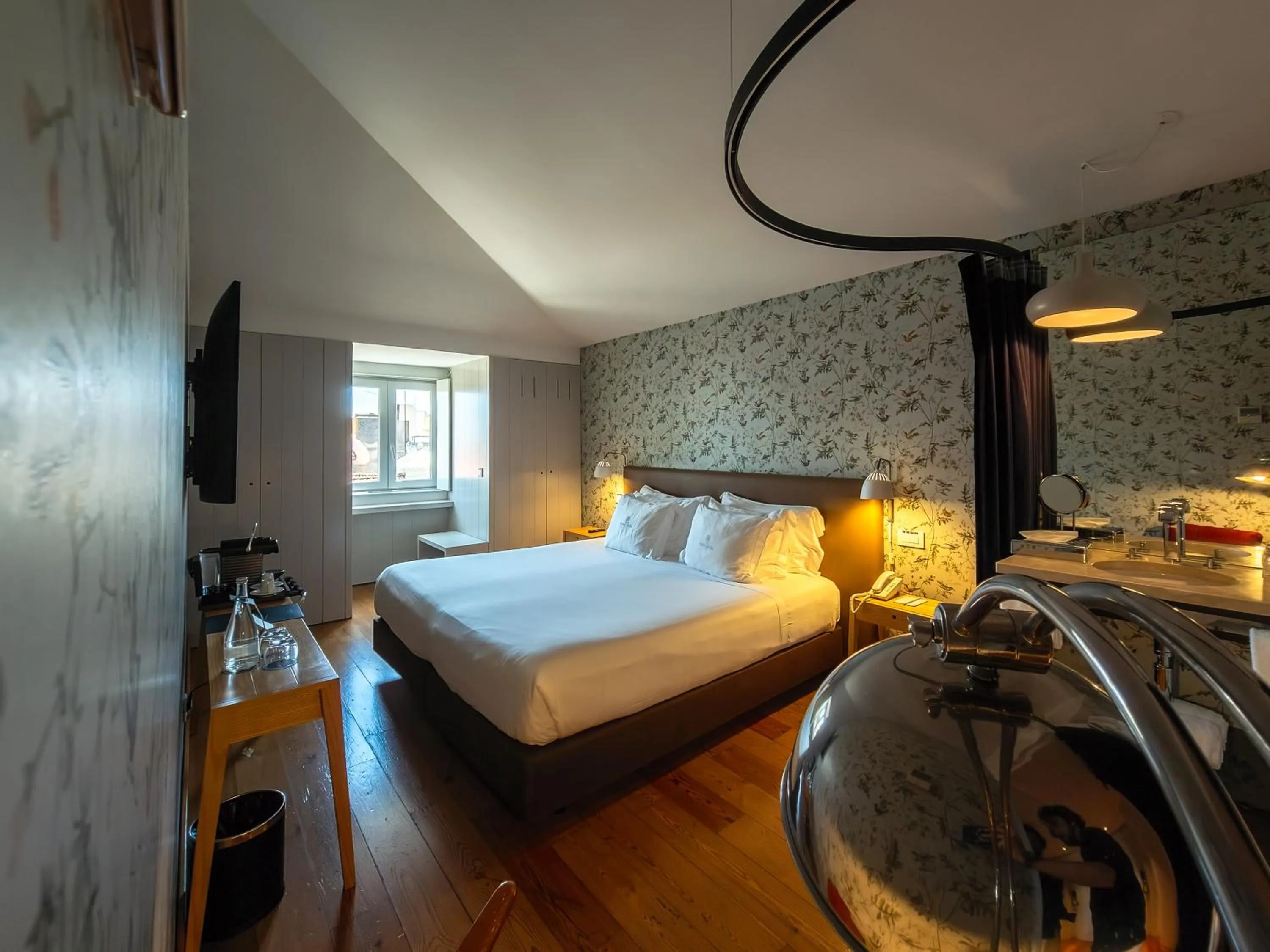 Bed in Lisboa Carmo Hotel