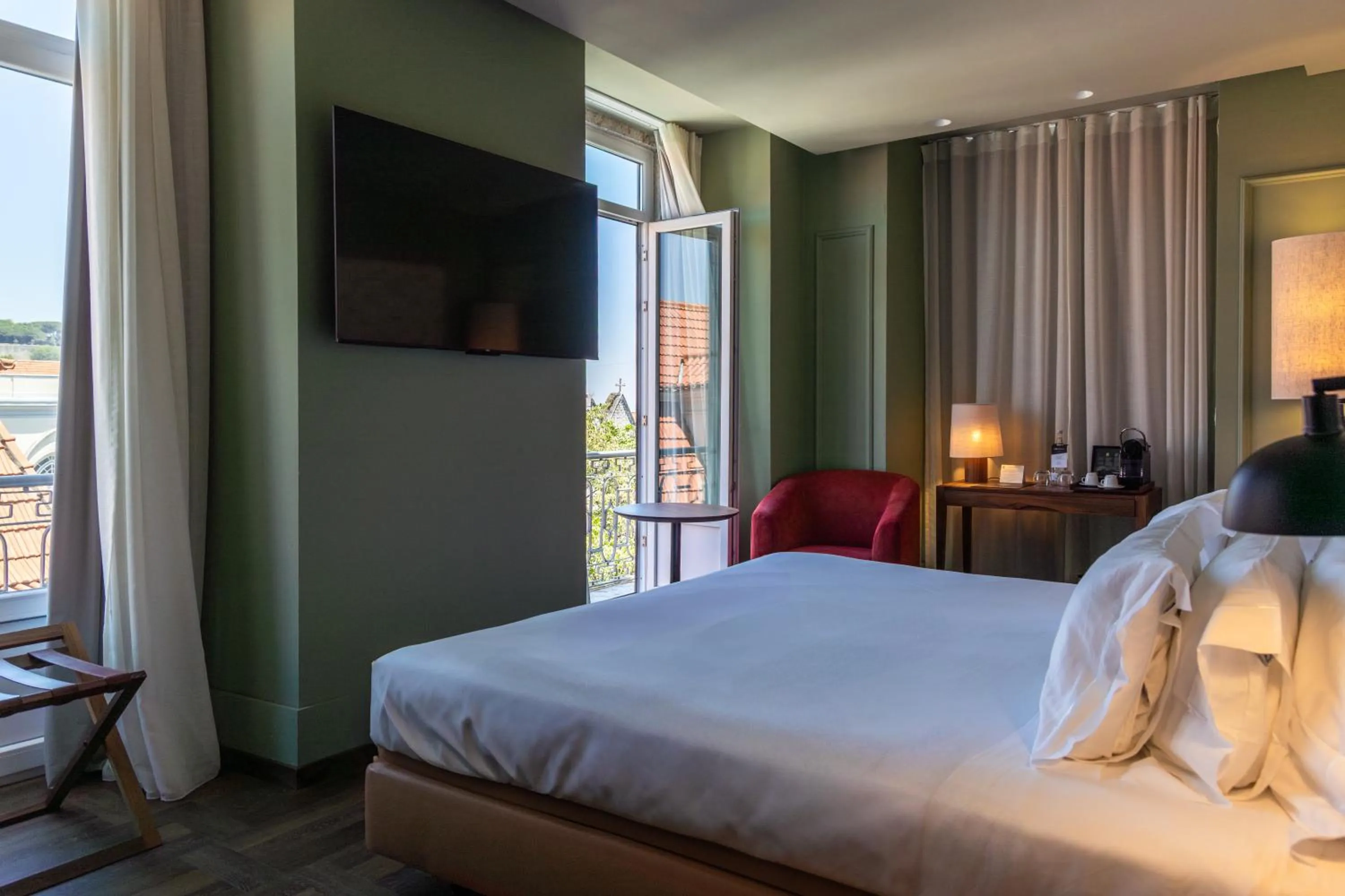 Bed in Lisboa Carmo Hotel