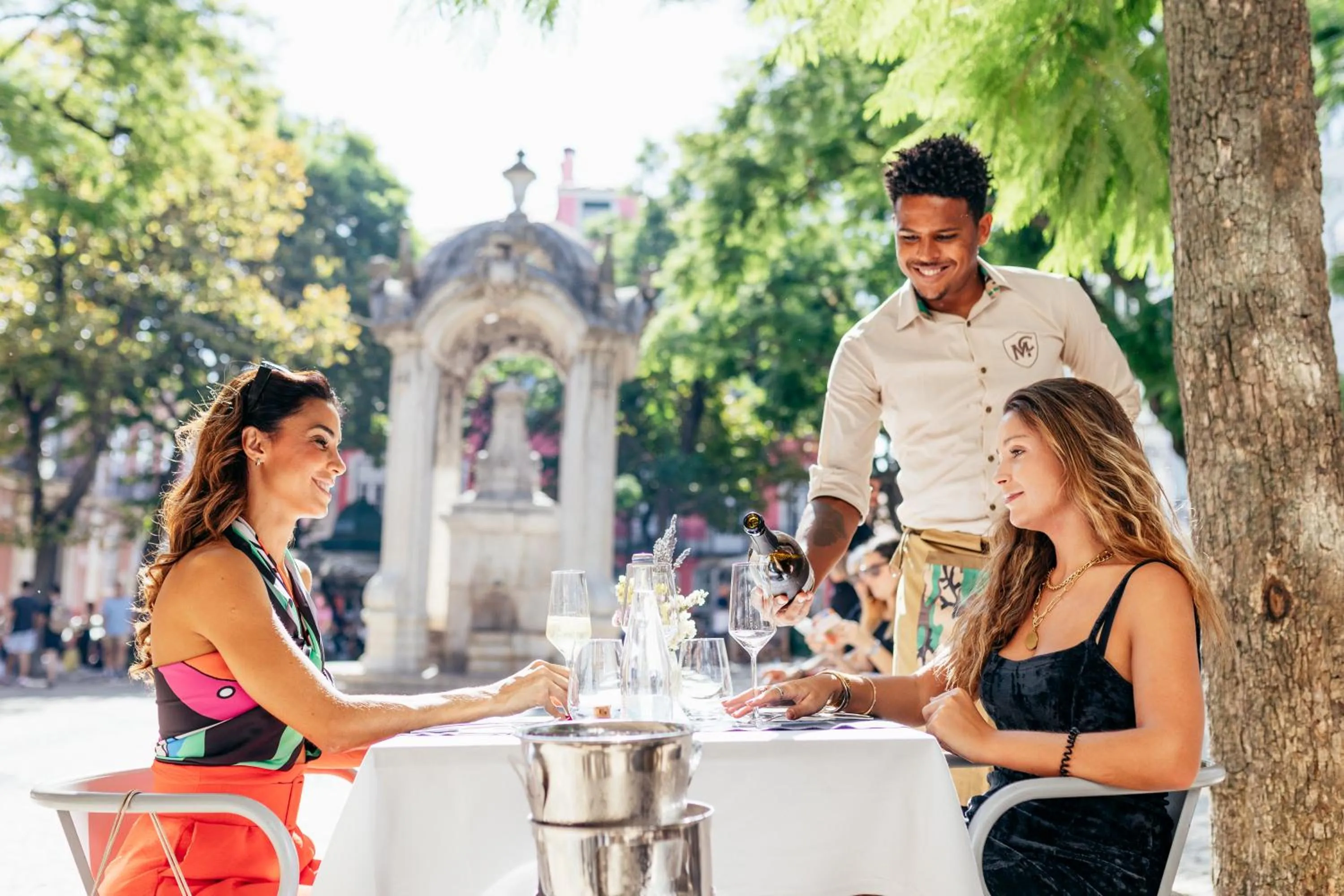 Restaurant/places to eat in Lisboa Carmo Hotel